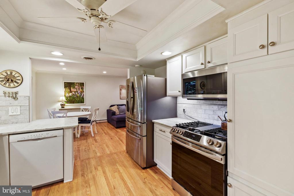 1141 MAINSAIL DRIVE