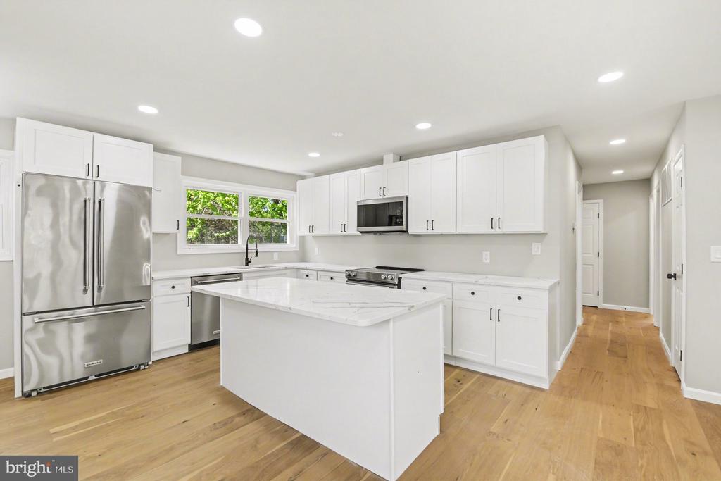3010 MARLIN DRIVE