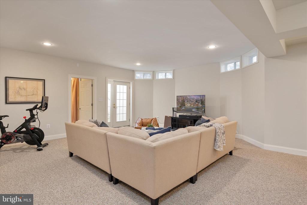 304 GATSBY PLACE