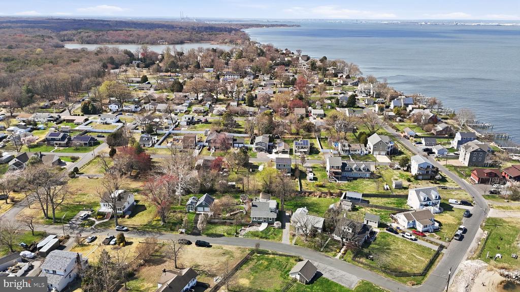 7806 SUMMIT DRIVE