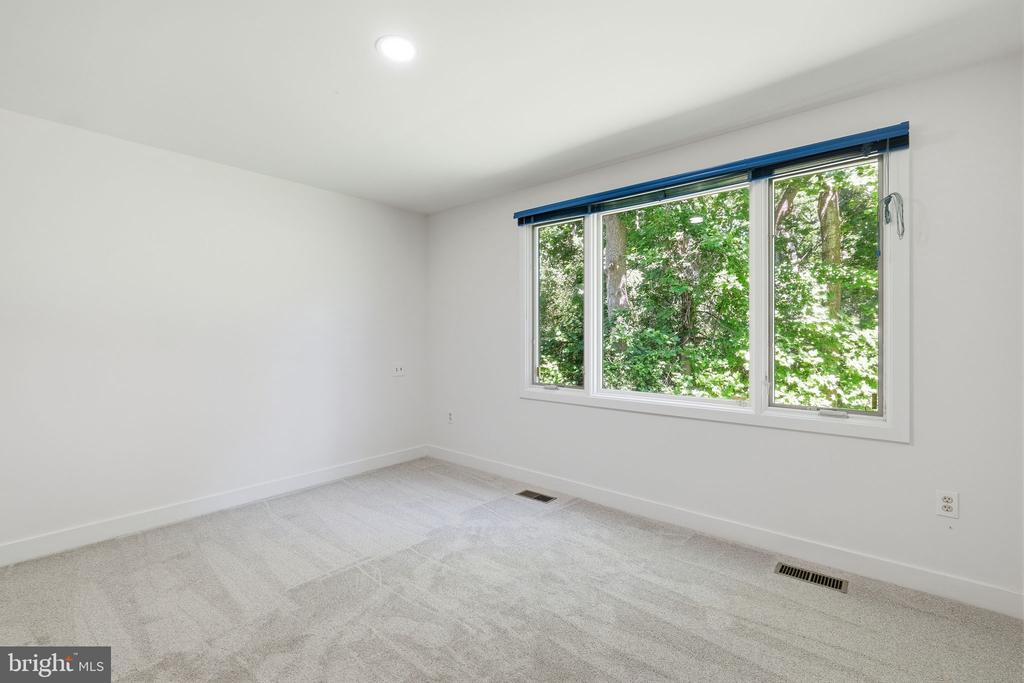 882 COACHWAY