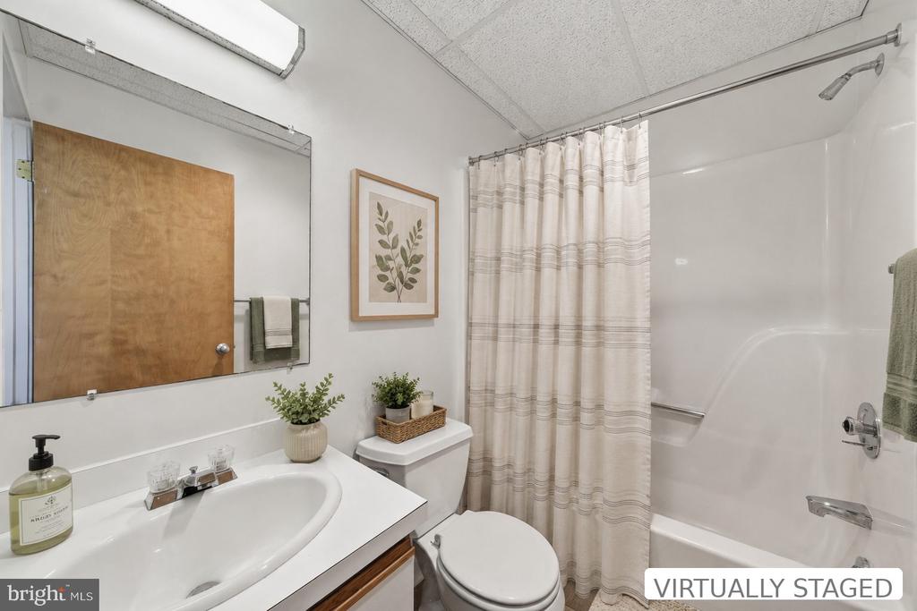 882 COACHWAY