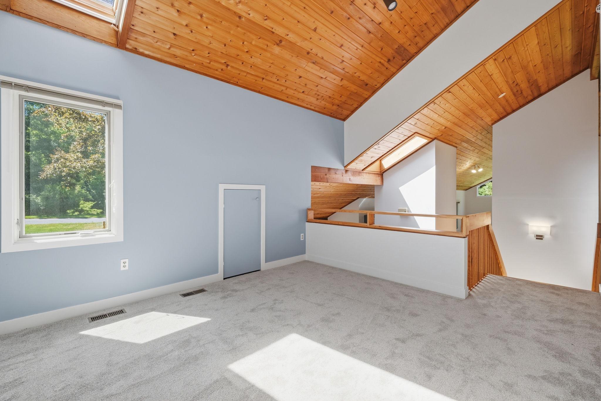 882 COACHWAY