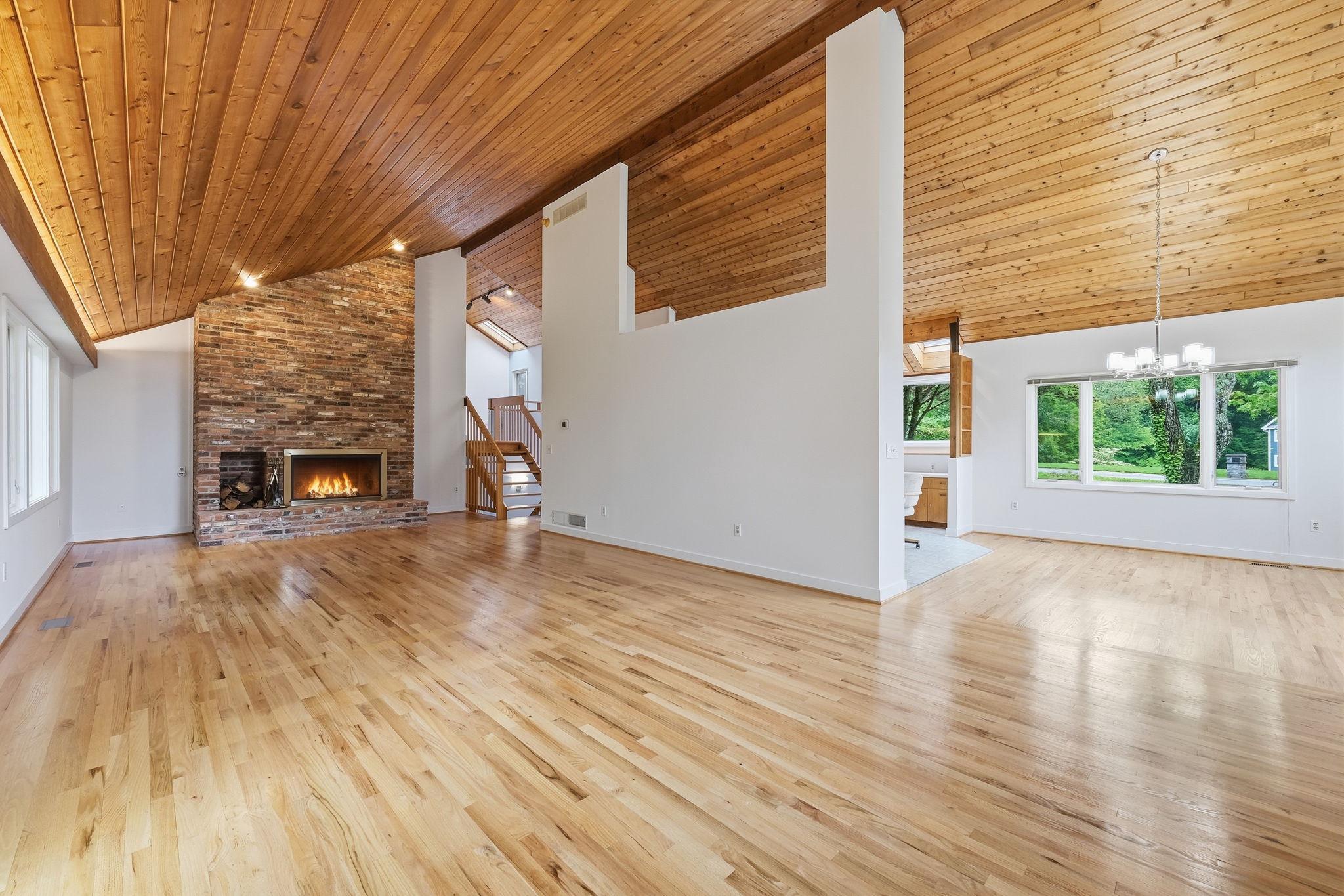 882 COACHWAY