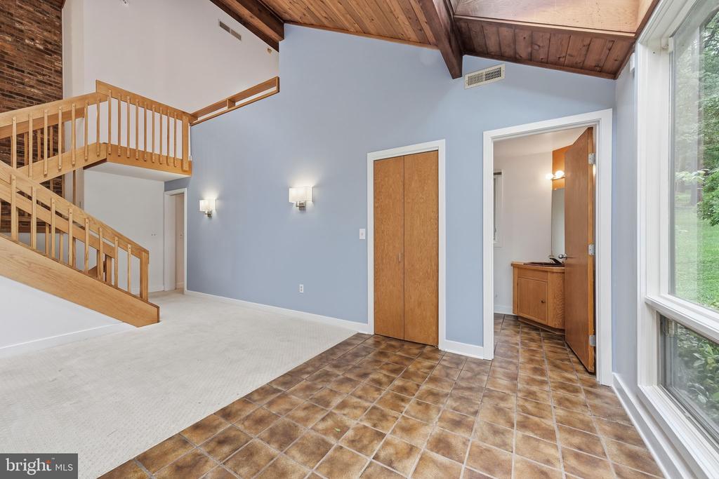 882 COACHWAY