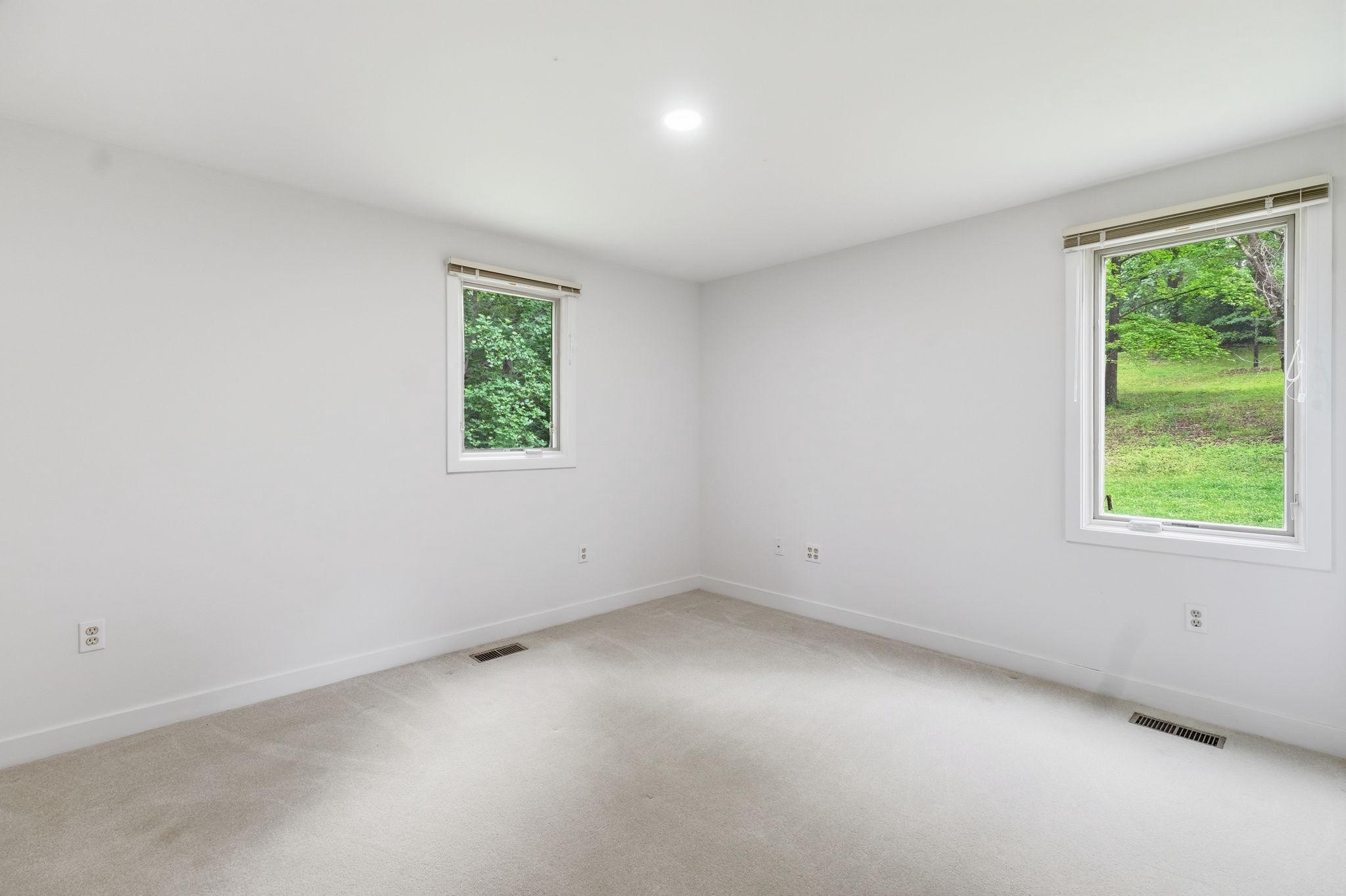 882 COACHWAY