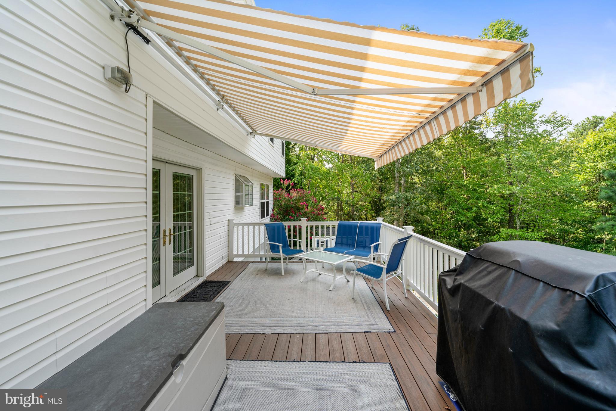 625 Miriam LANE