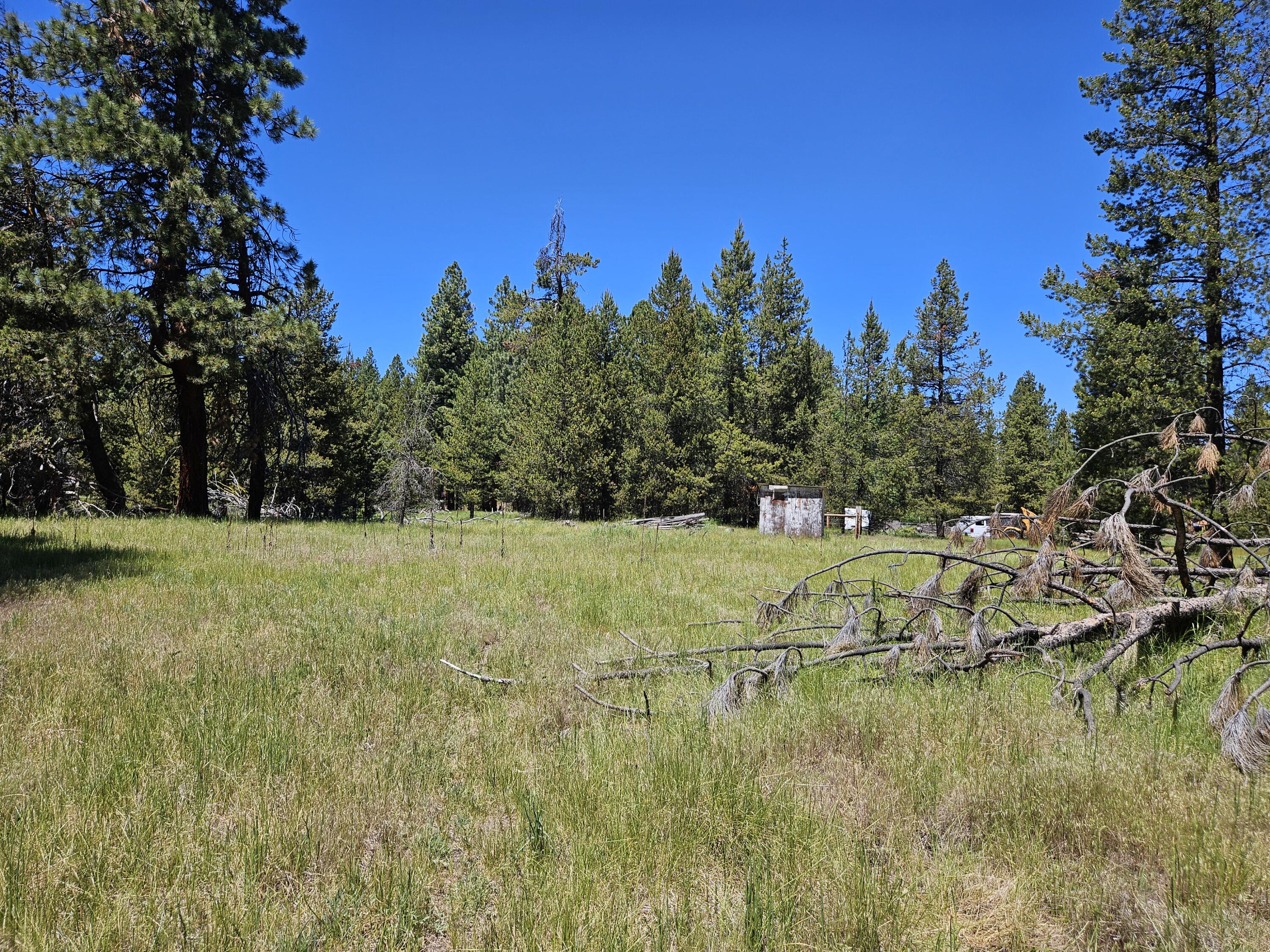 15466 15472 Cascade DR