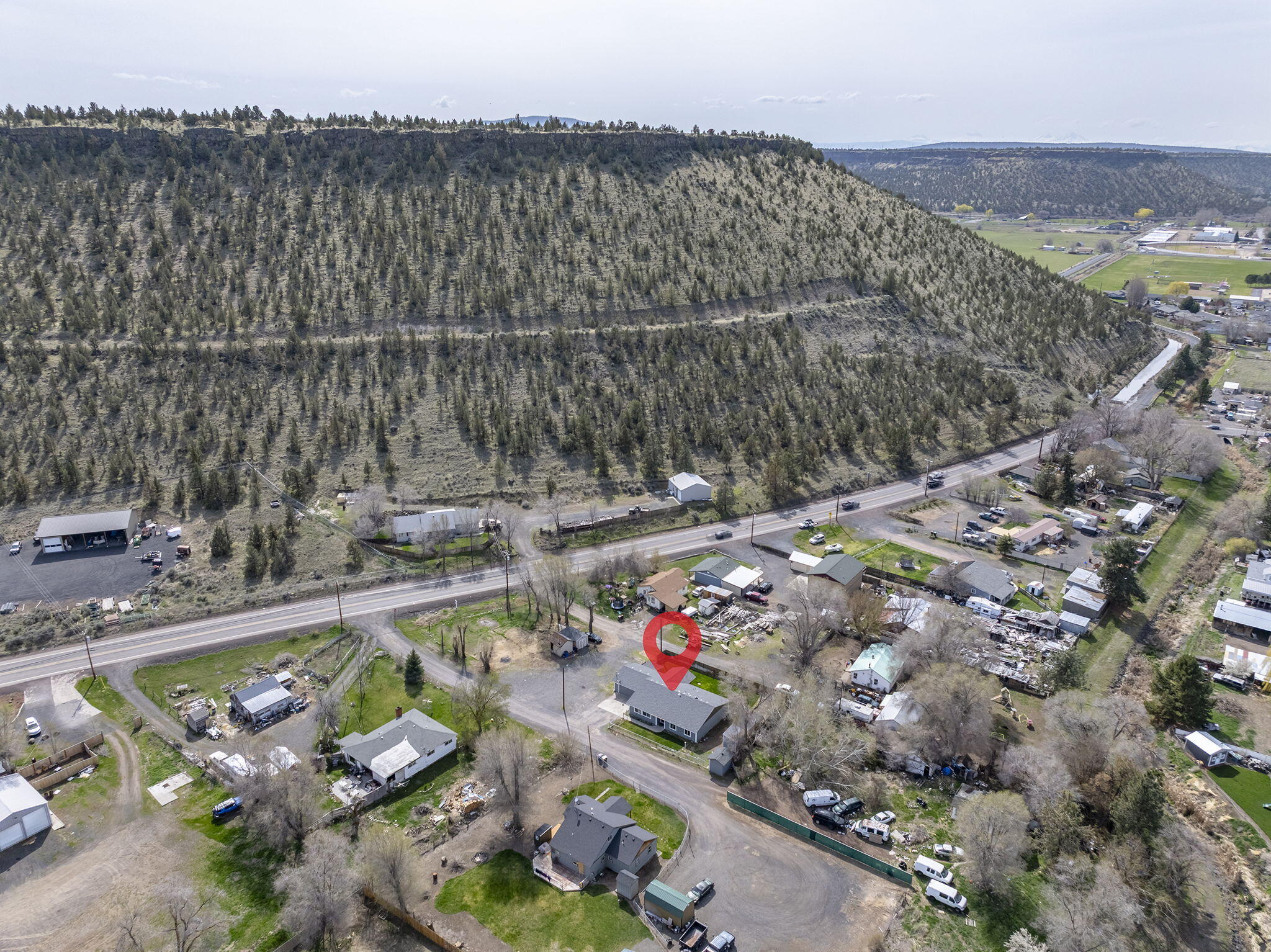 1901 SE Paulina Highway