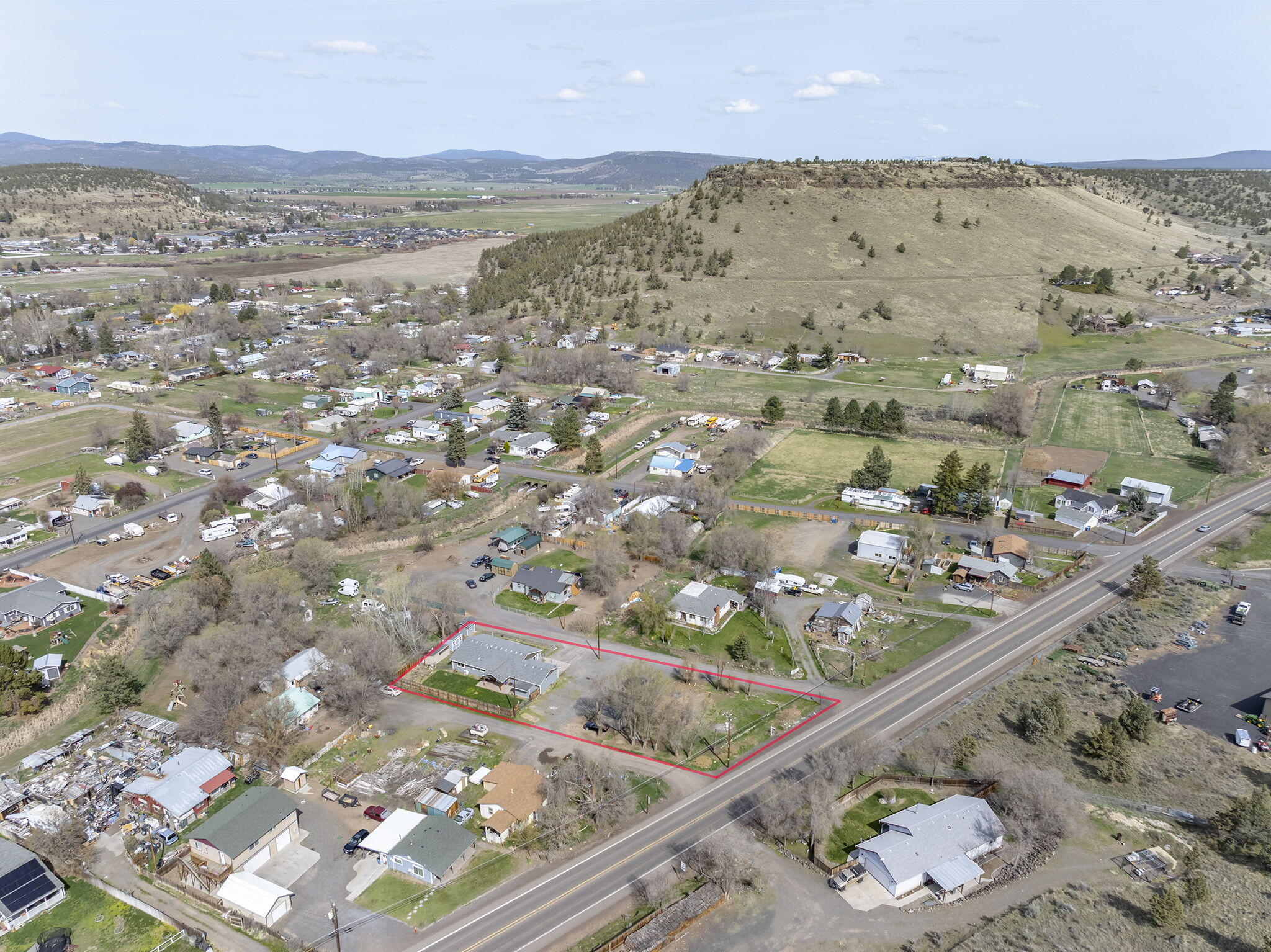 1901 SE Paulina Highway