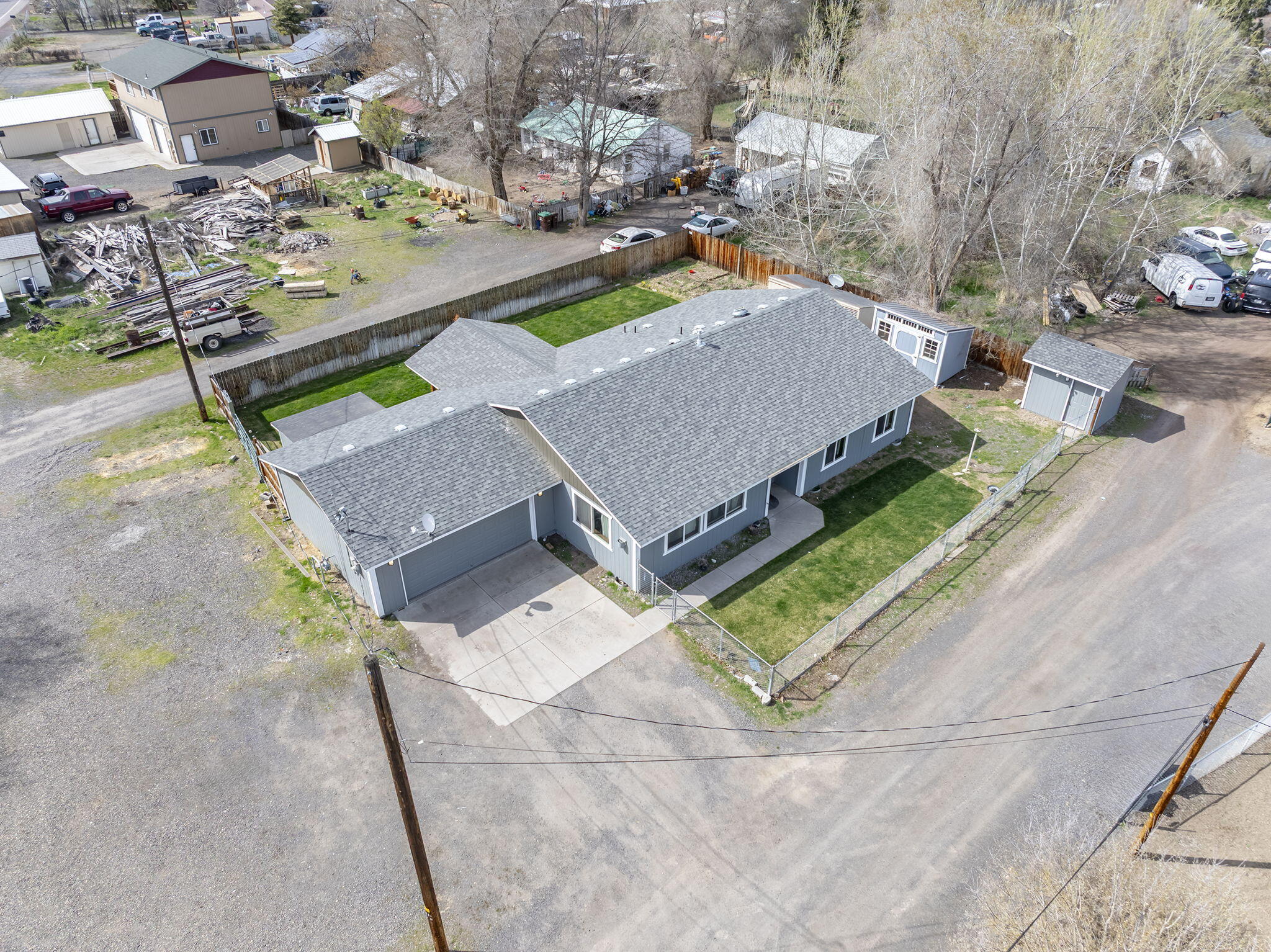 1901 SE Paulina Highway
