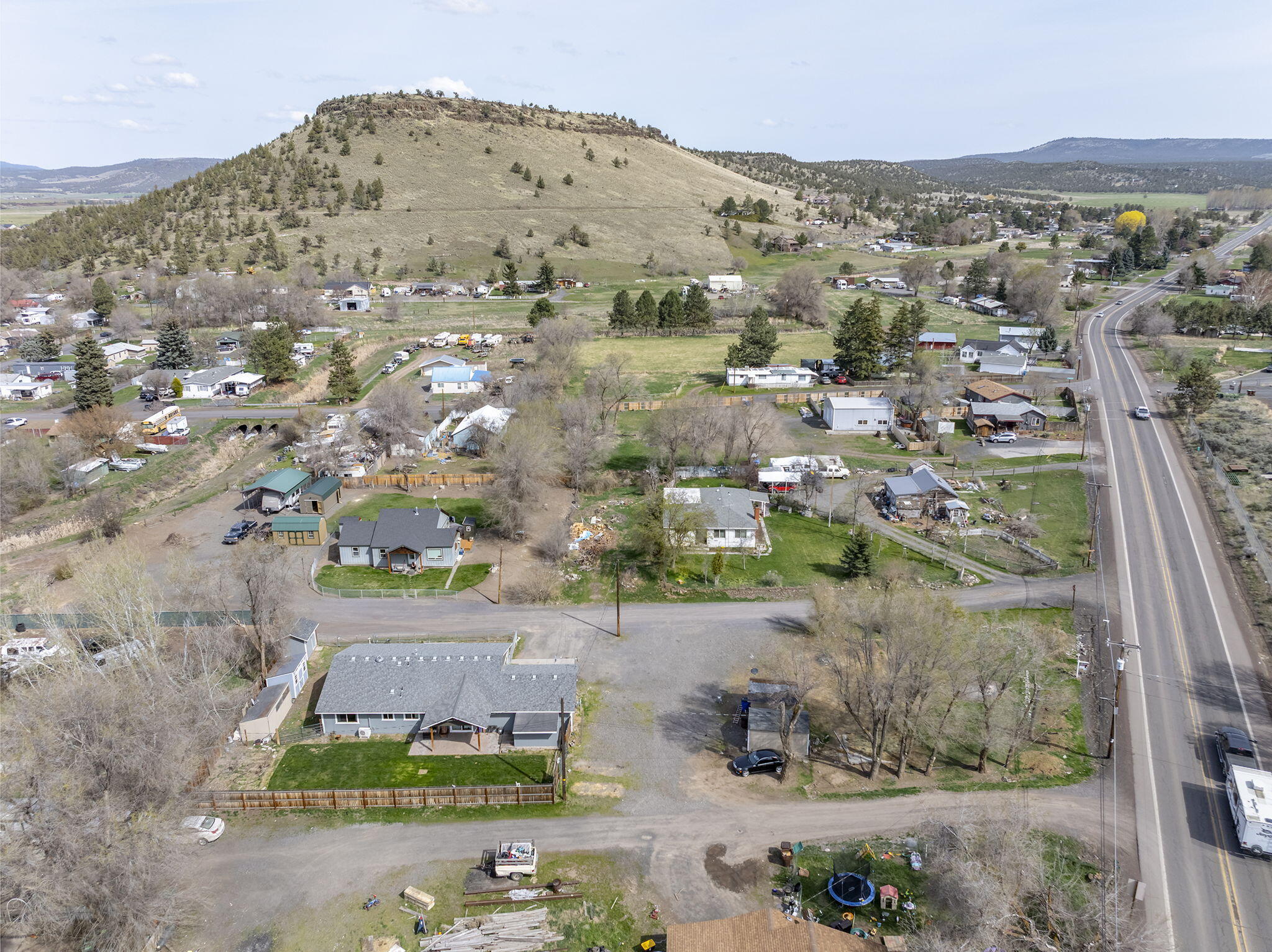1901 SE Paulina Highway