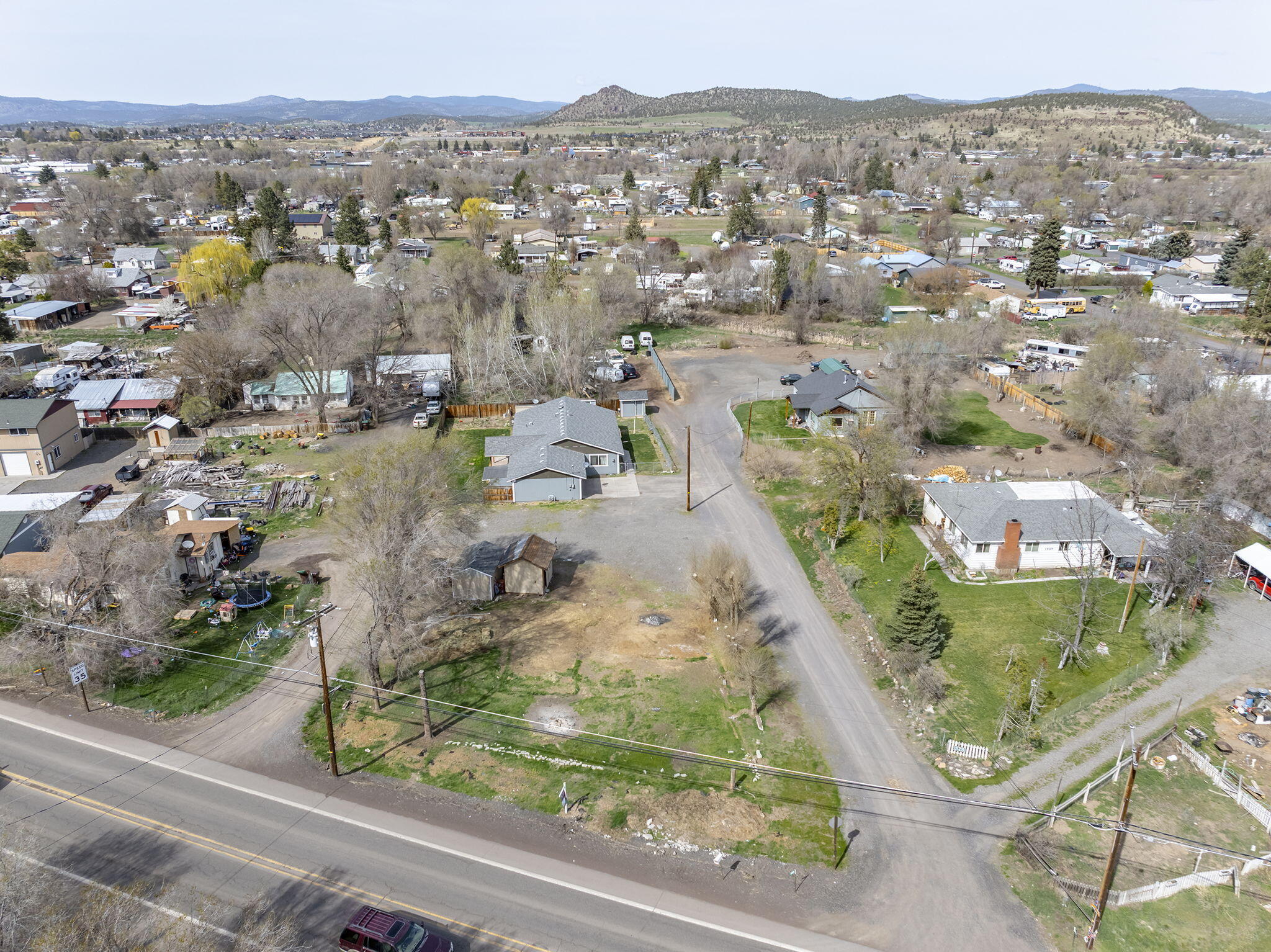 1901 SE Paulina Highway