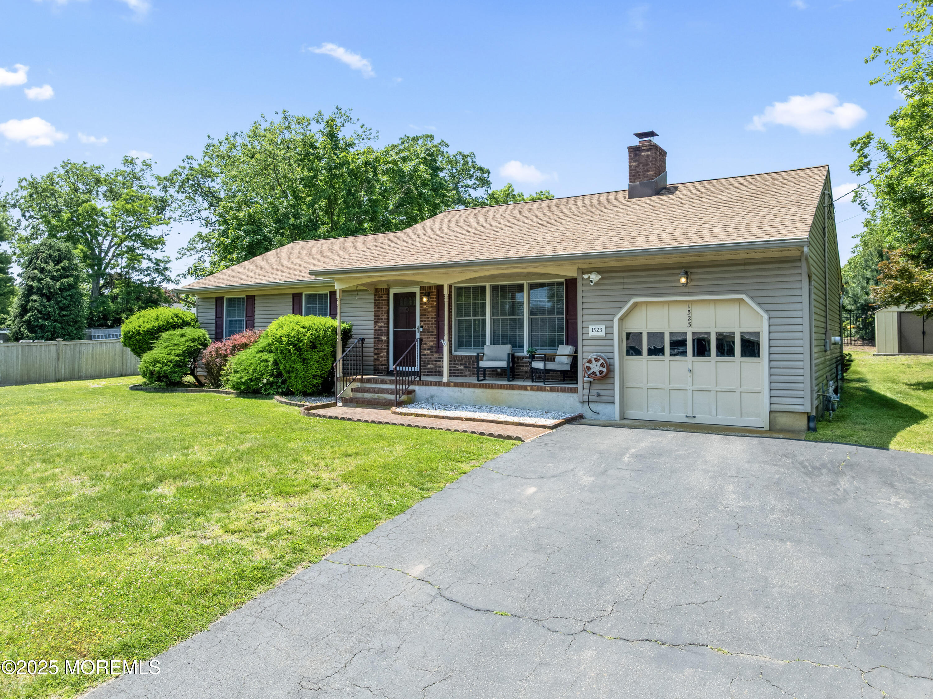 1523 Marconi Road