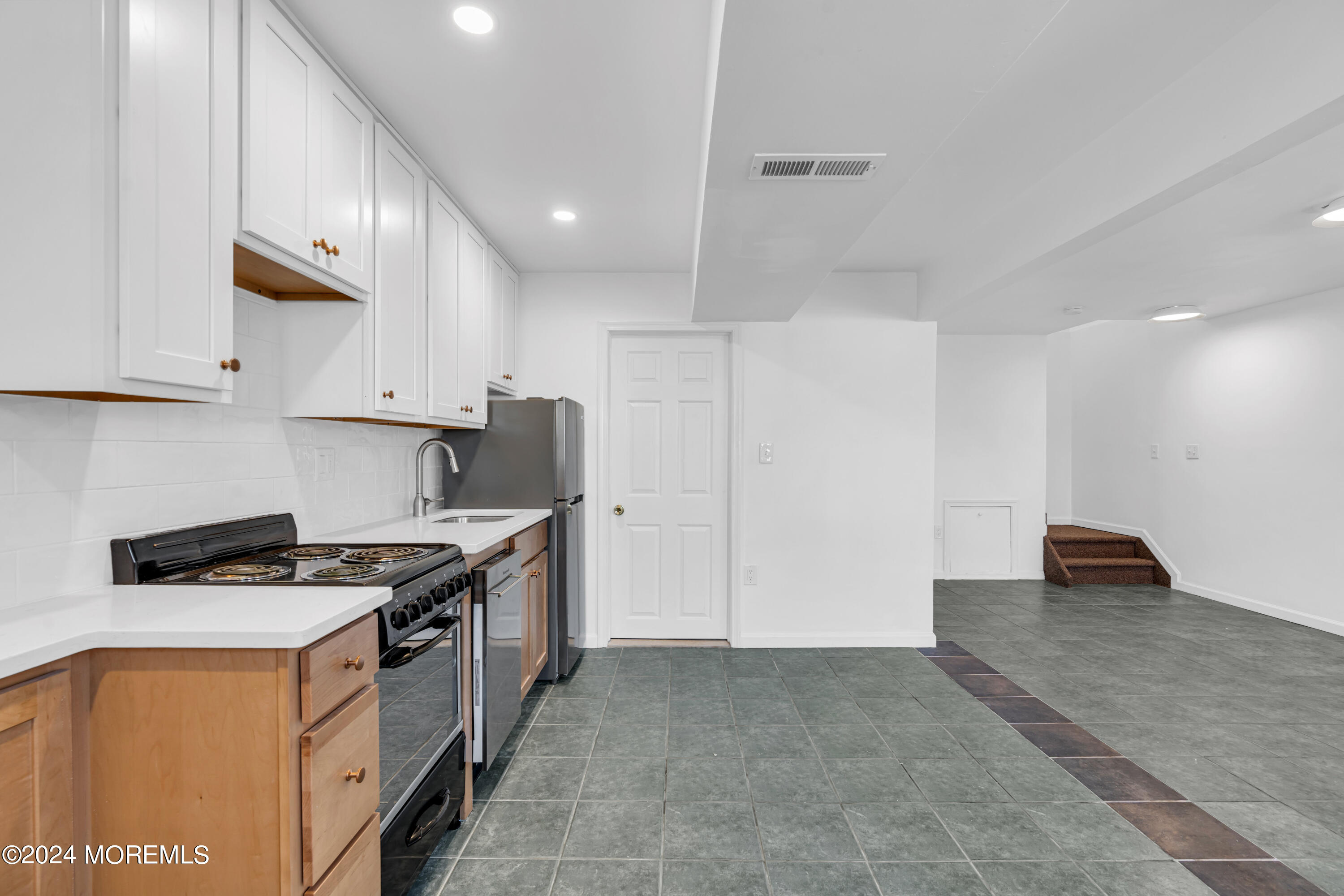 509 8th Avenue, Rear