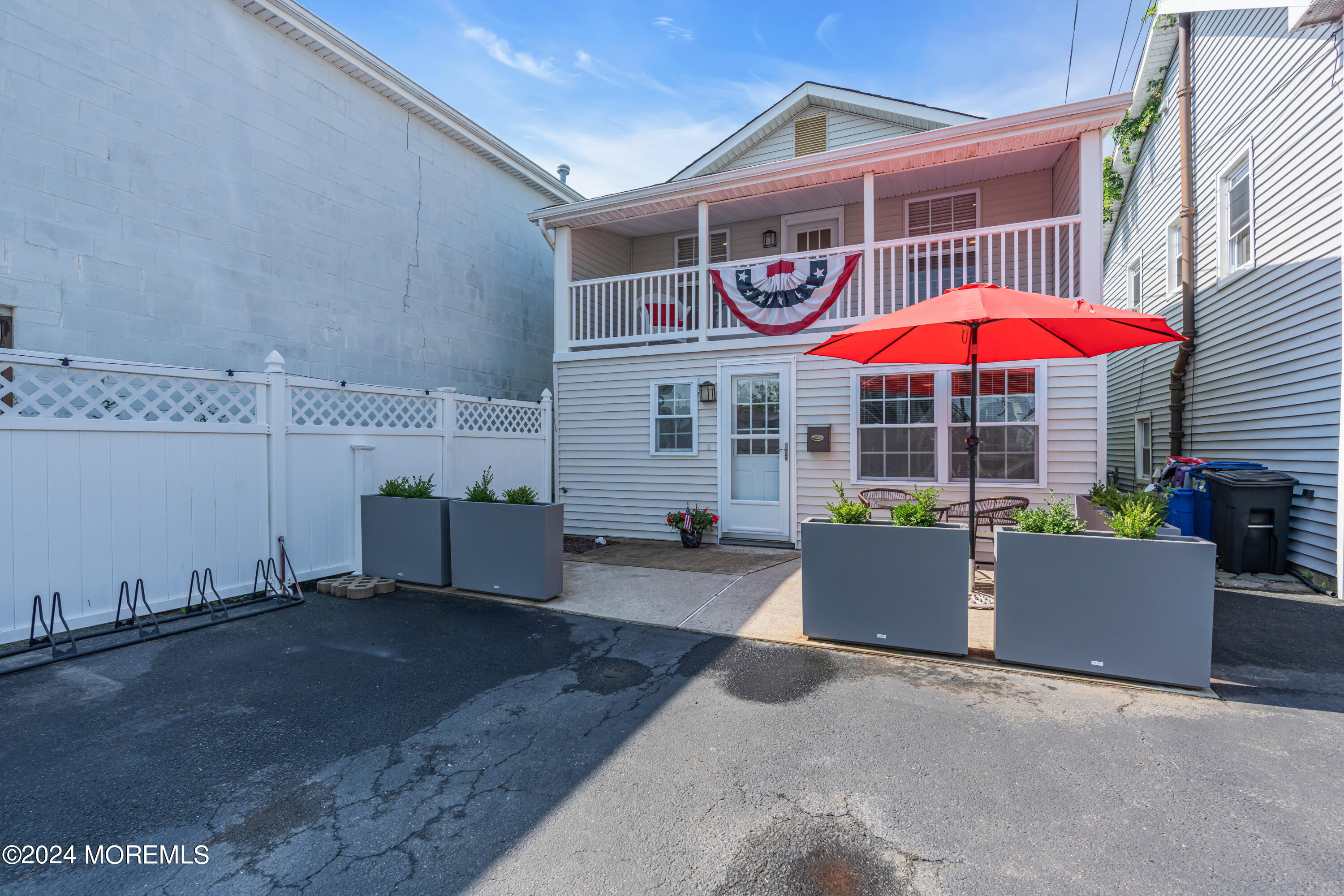 509 8th Avenue, Rear