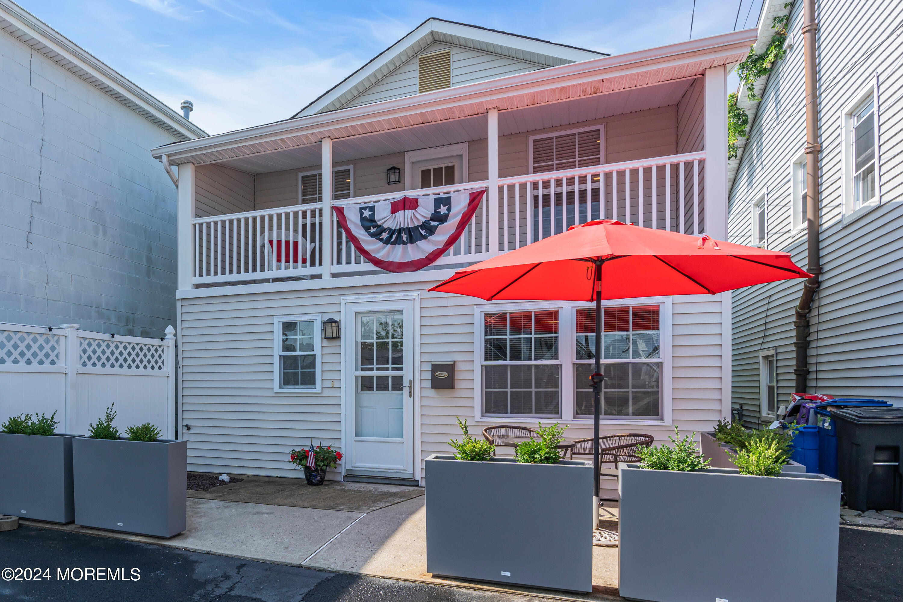 509 8th Avenue, Rear