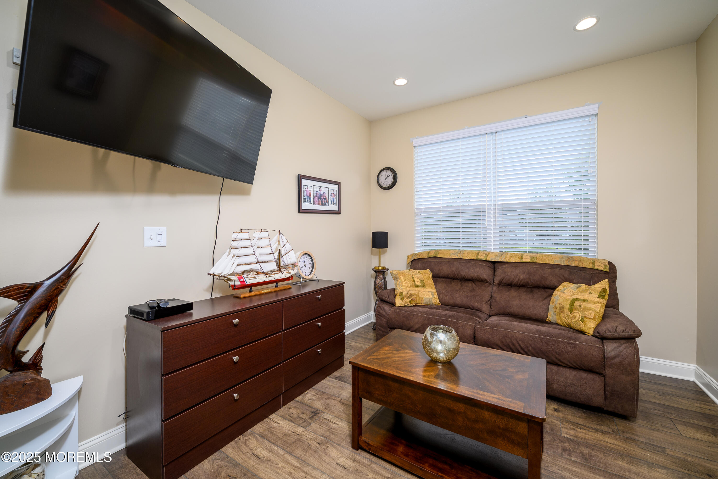 2 Banquet Court, Howell