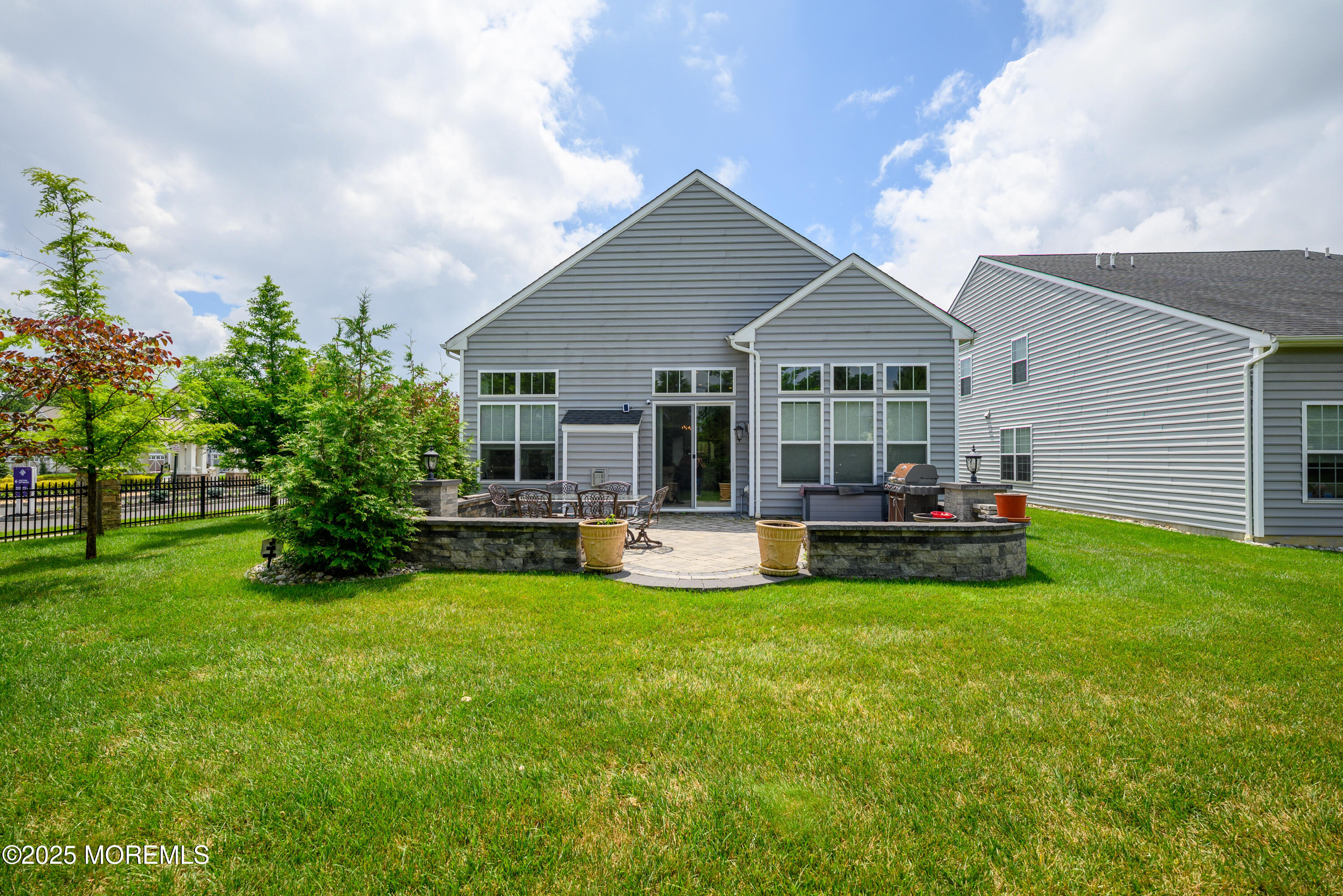 2 Banquet Court, Howell