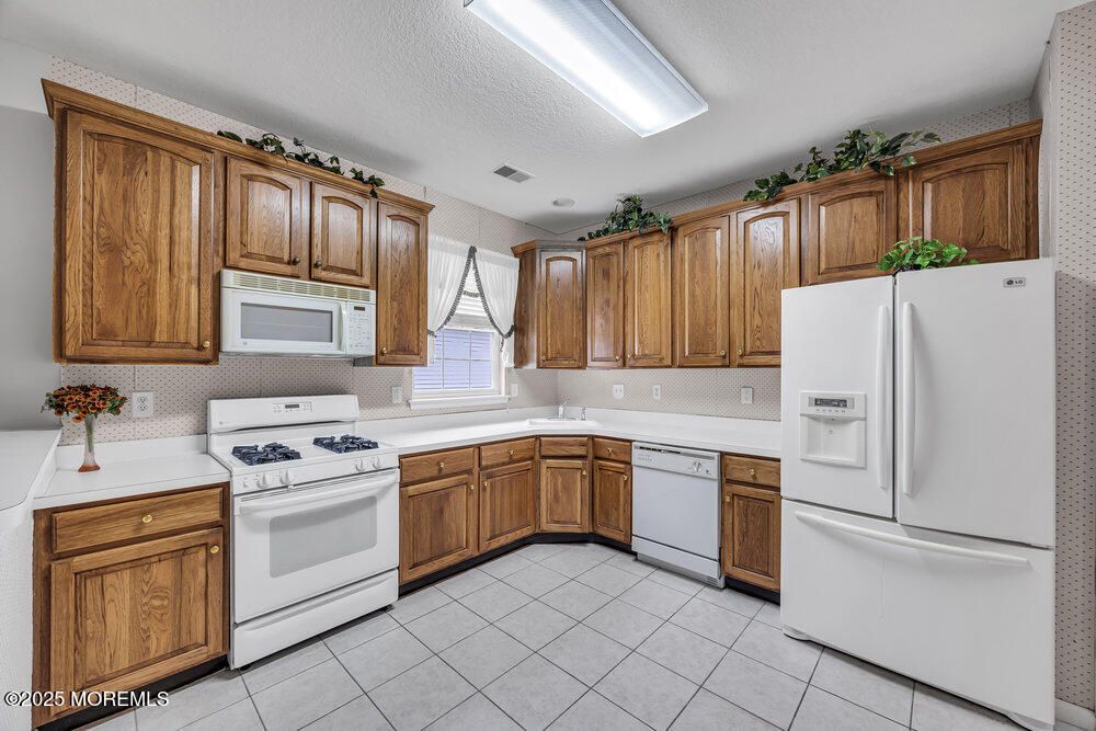 123 Golden Seasons Drive