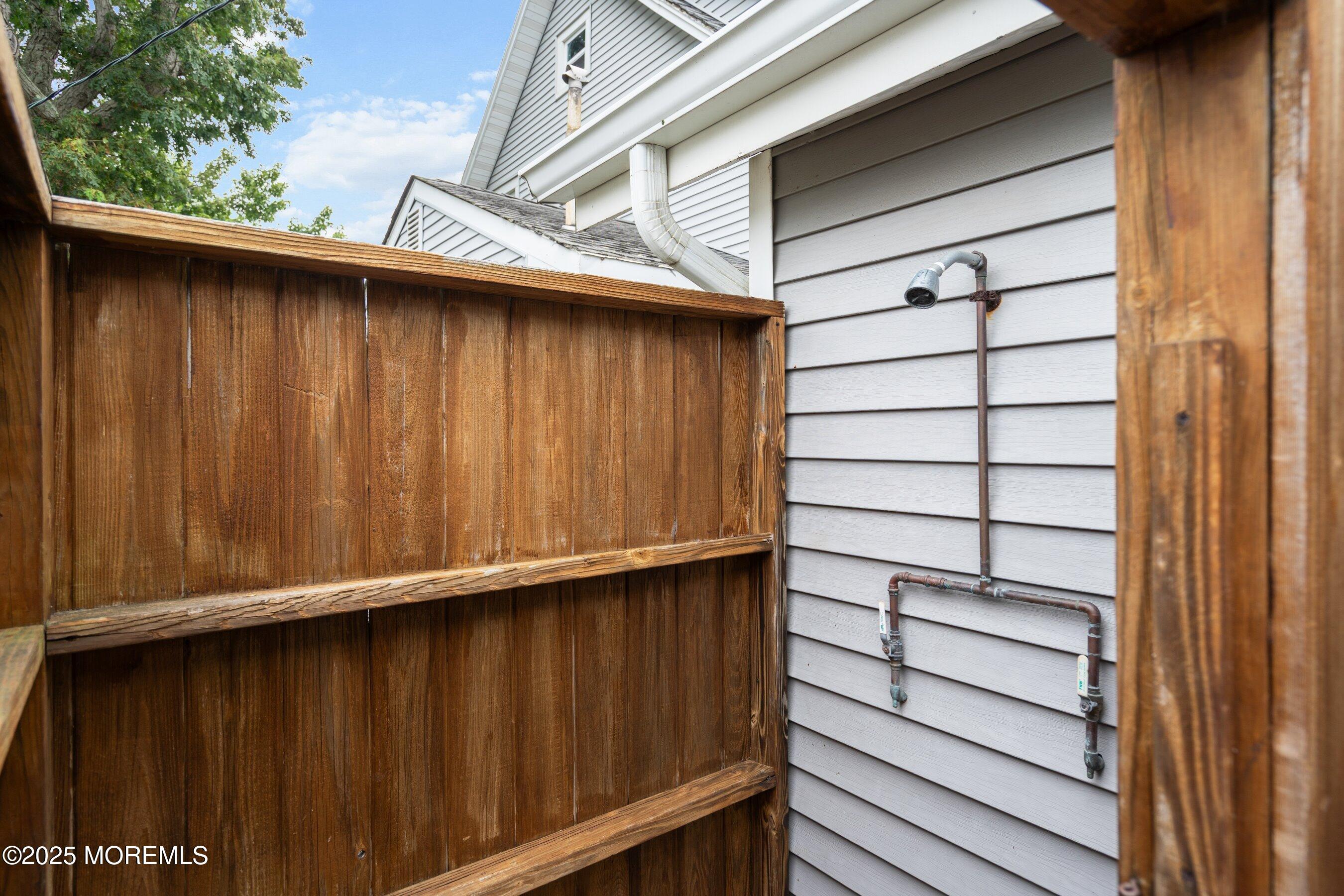 135 Lakeside Avenue, Avon-by-the-sea