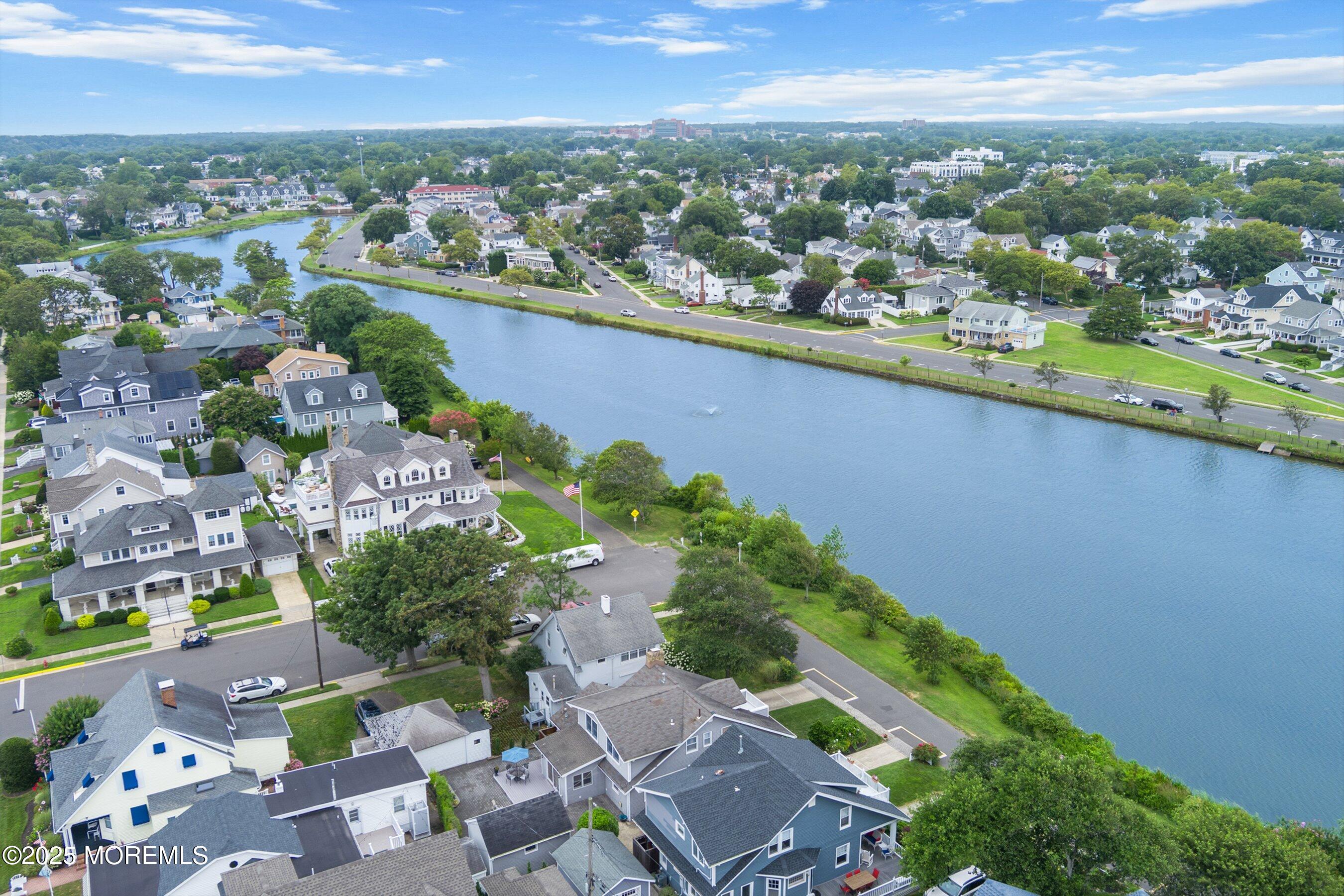 135 Lakeside Avenue, Avon-by-the-sea