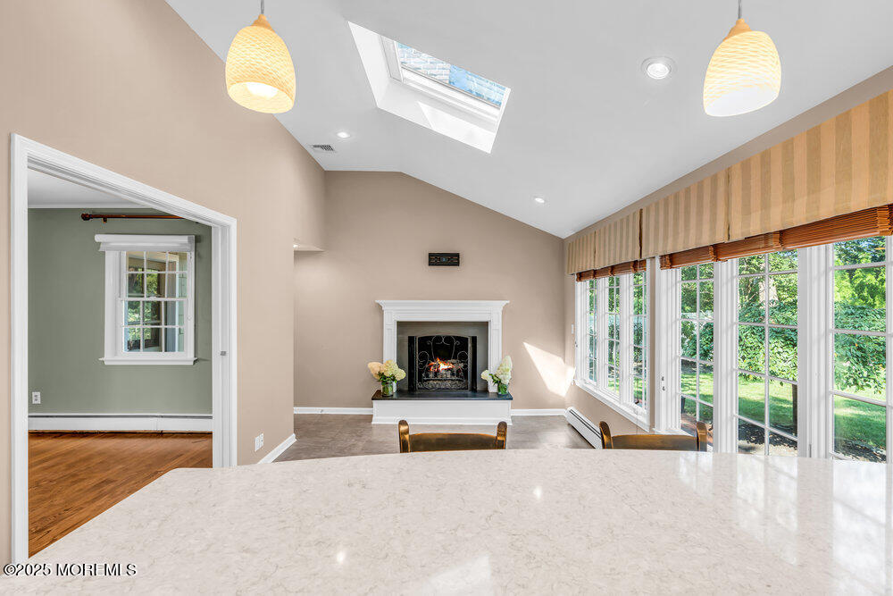 1008 Sunset Drive