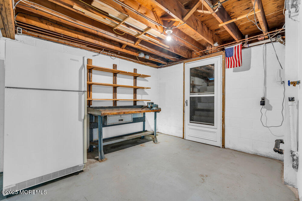 1008 Sunset Drive