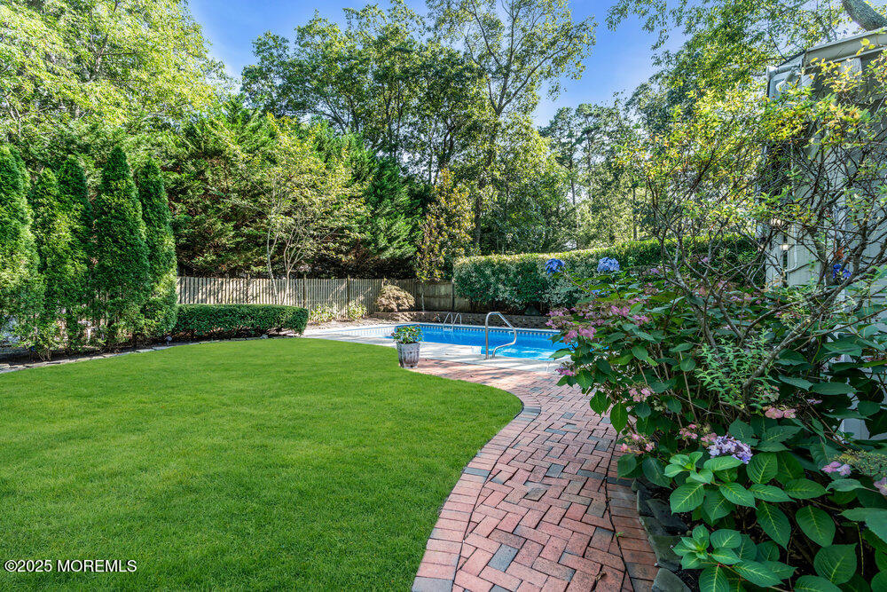 1008 Sunset Drive