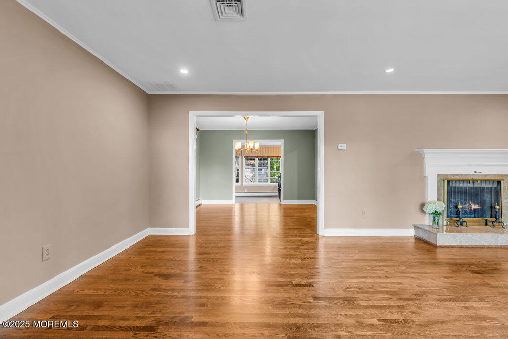 1008 Sunset Drive