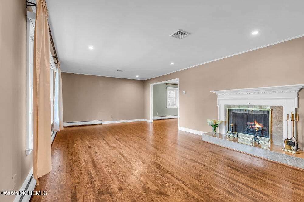1008 Sunset Drive