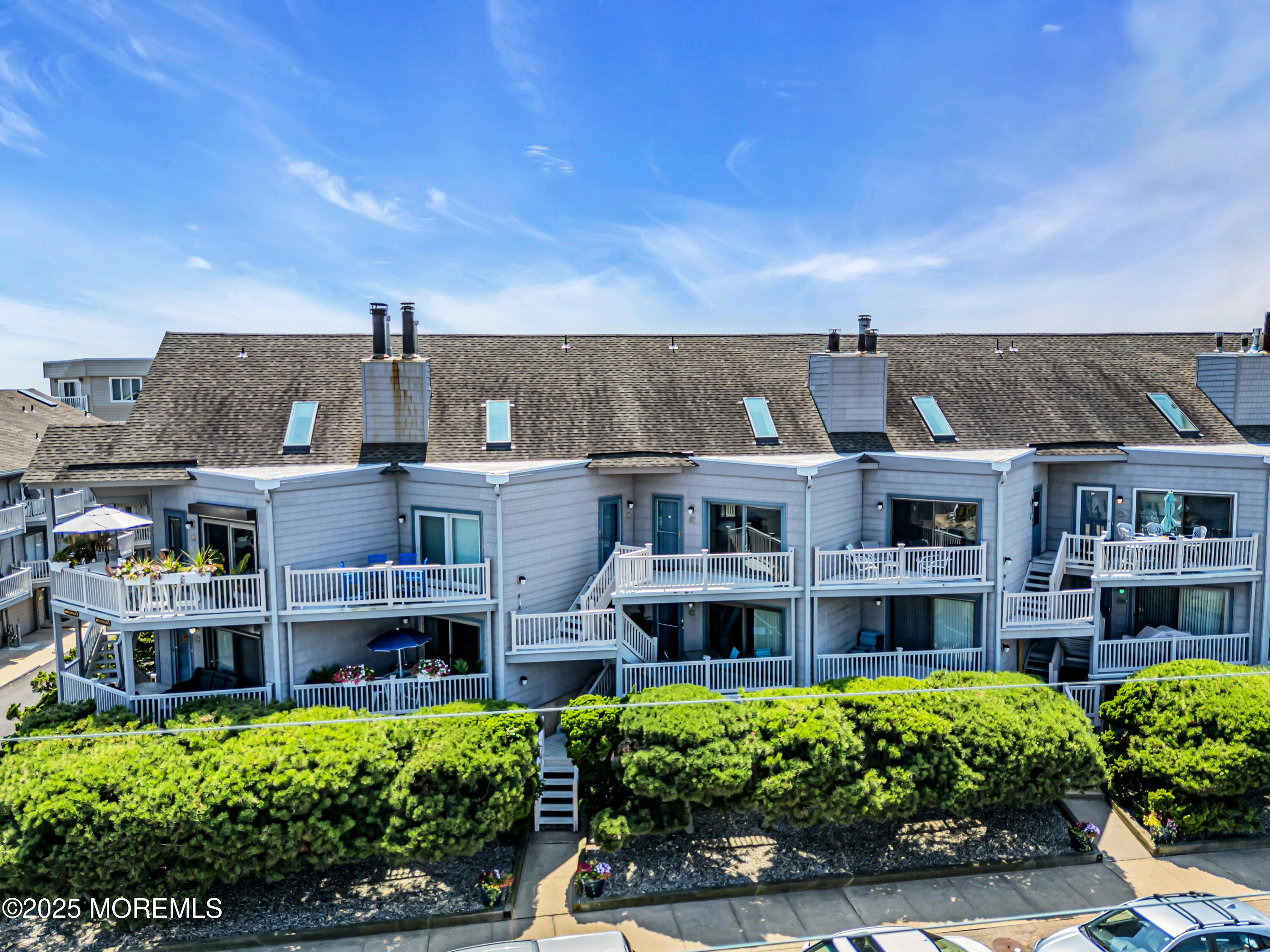 621 Ocean Avenue, 210