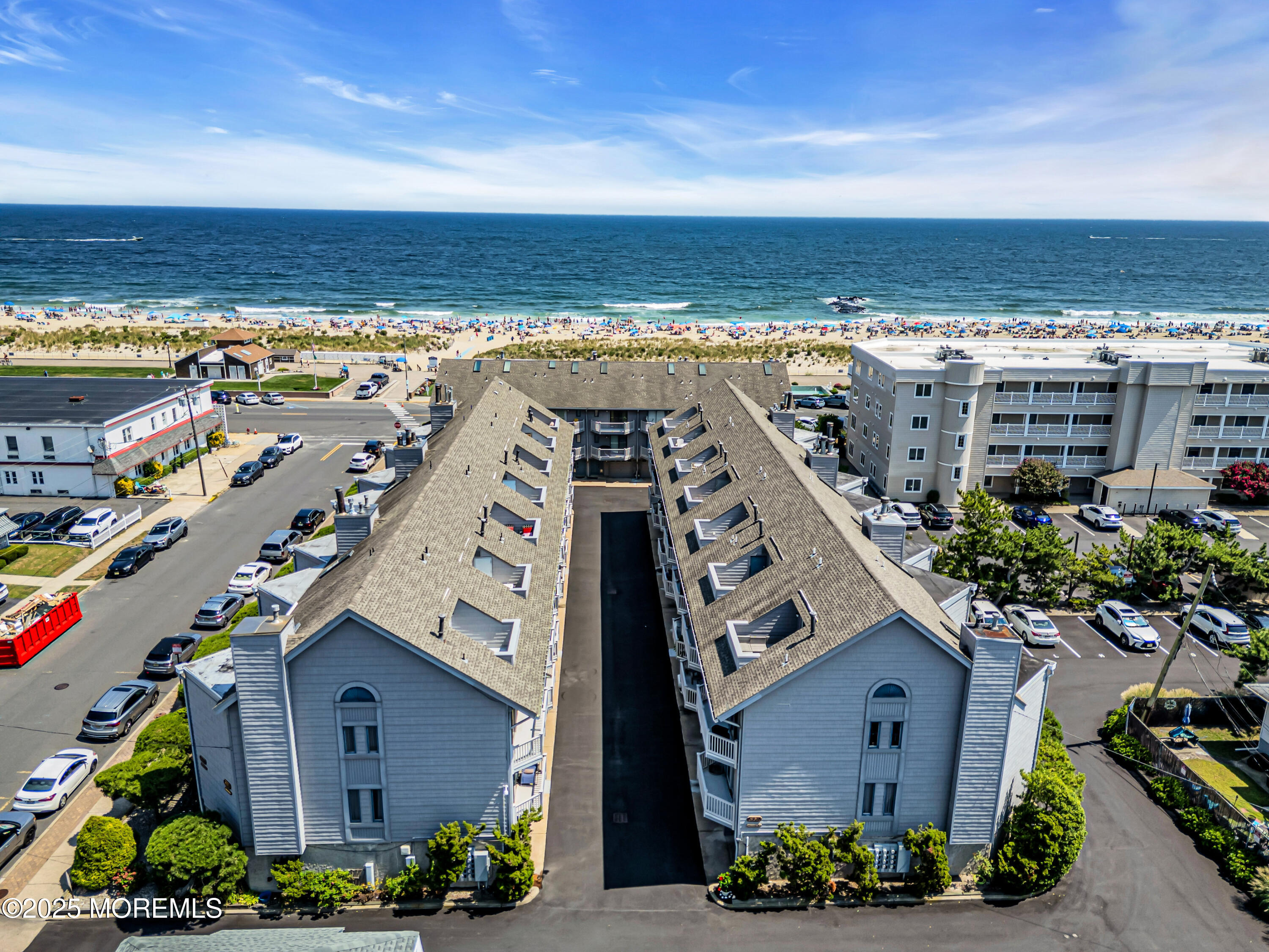 621 Ocean Avenue, 210
