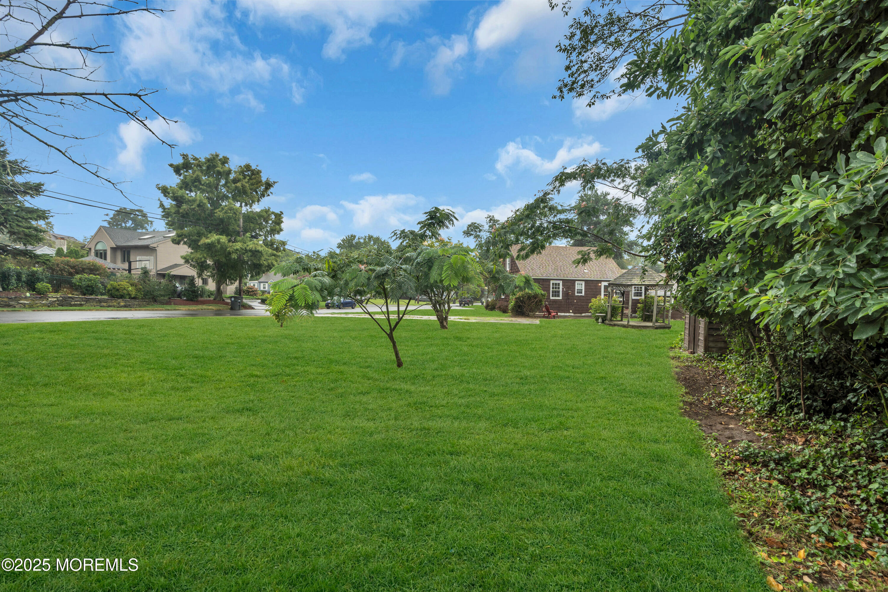 1337 East Court