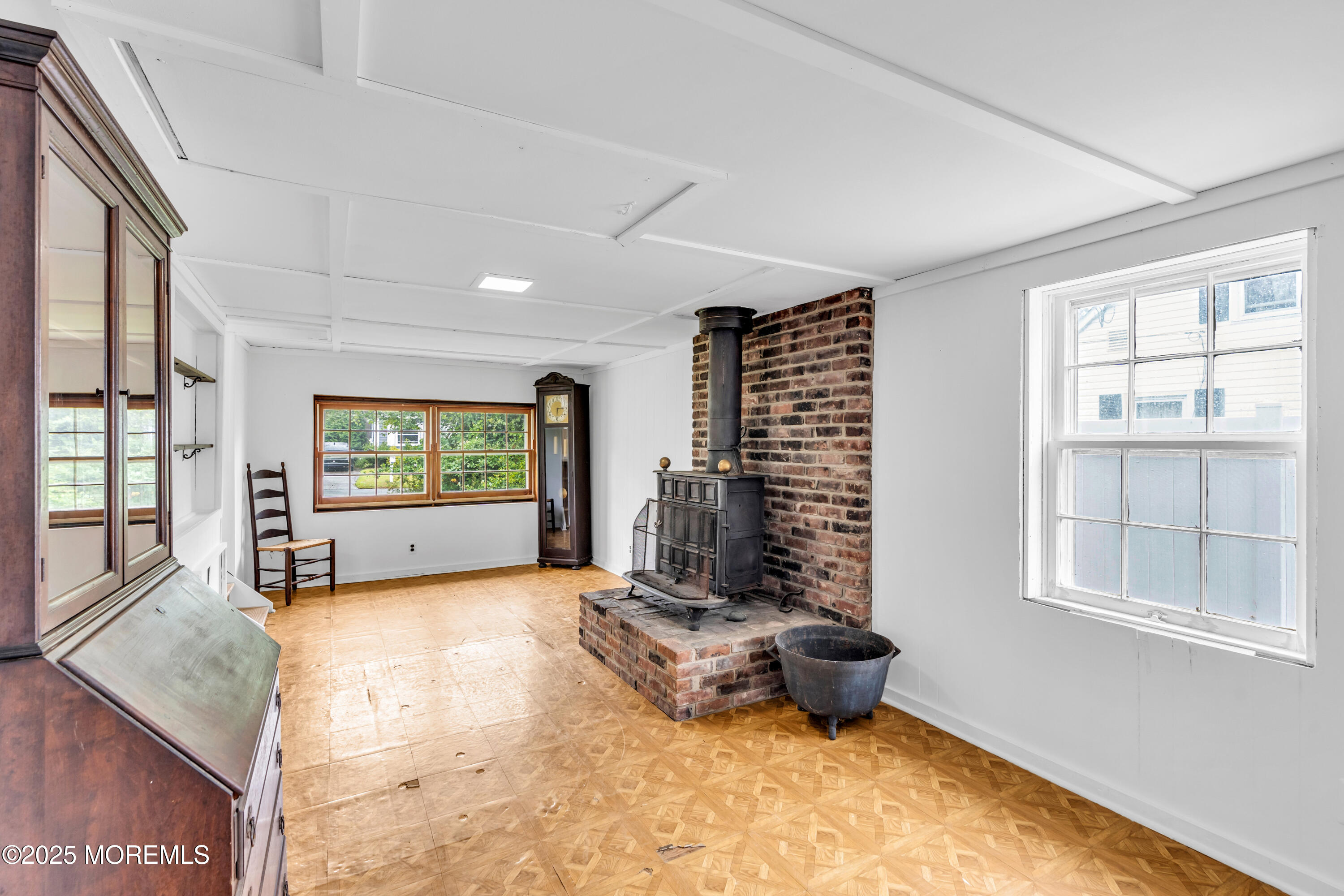 1337 East Court