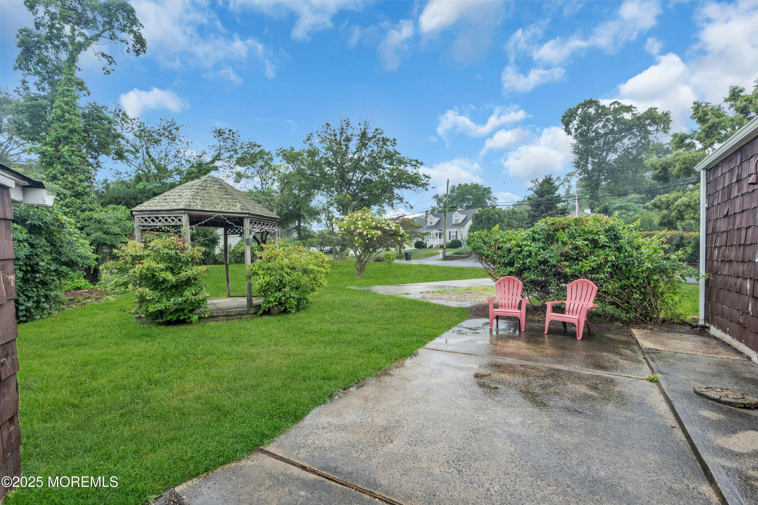 1337 East Court