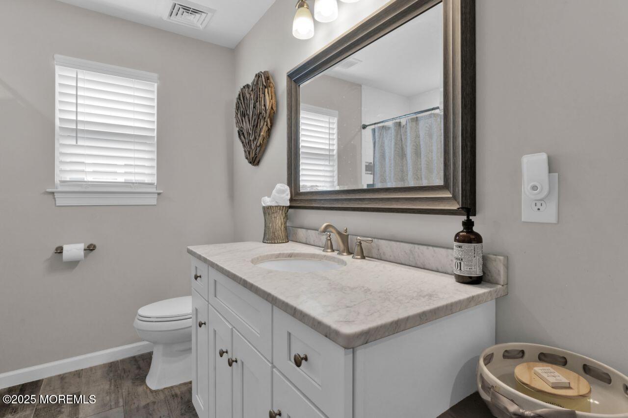 1602 W Pine Tree Way A