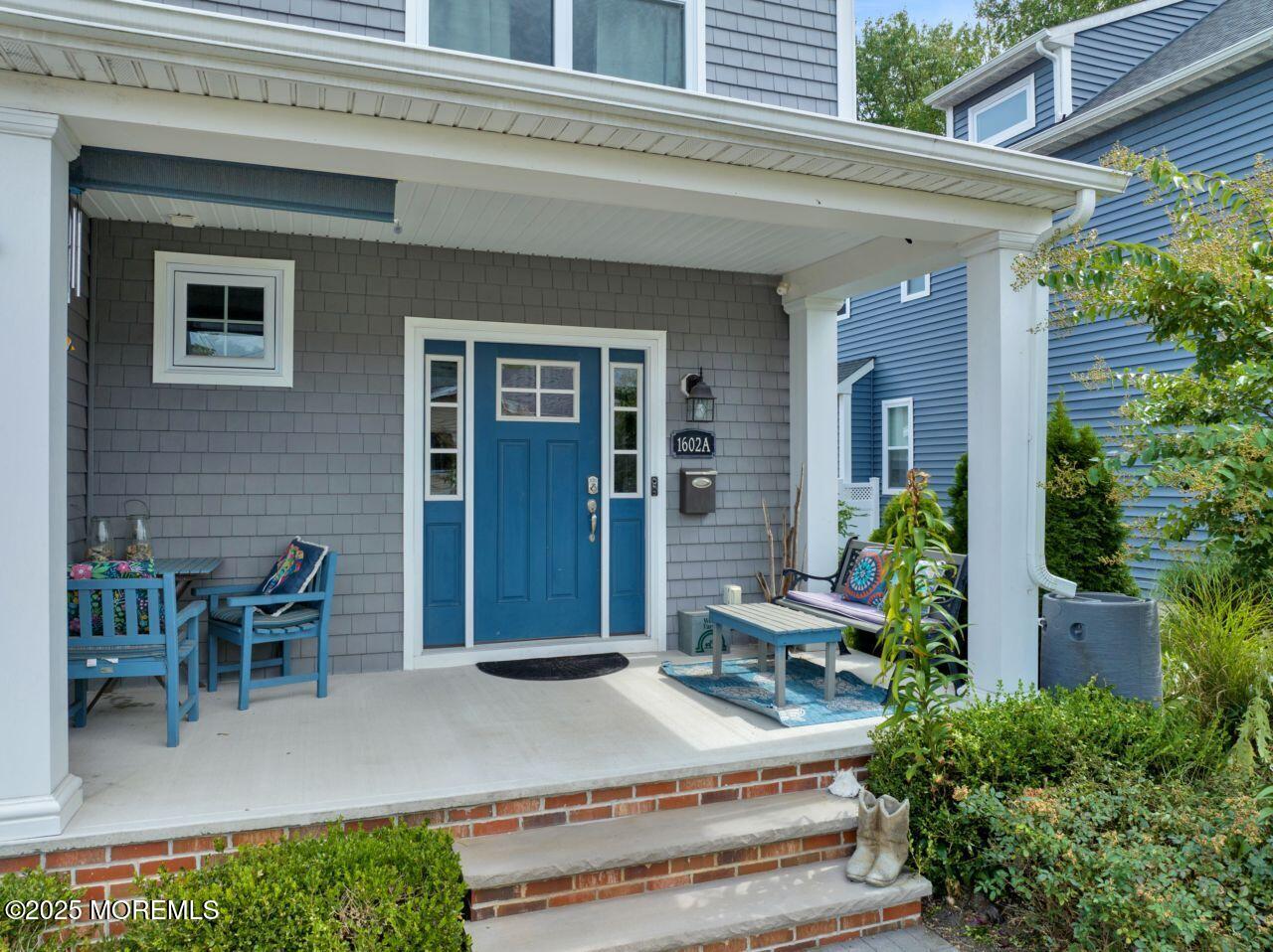 1602 W Pine Tree Way A