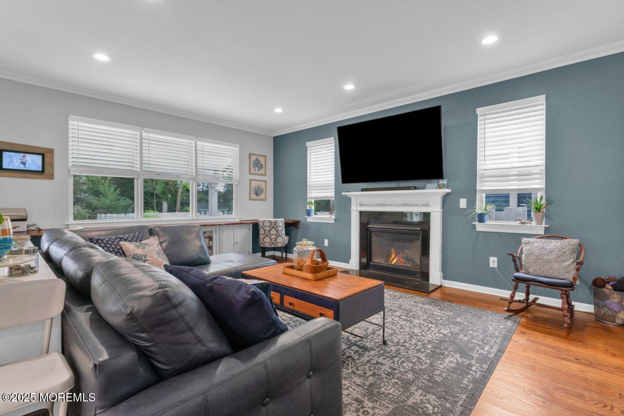 1602 W Pine Tree Way A