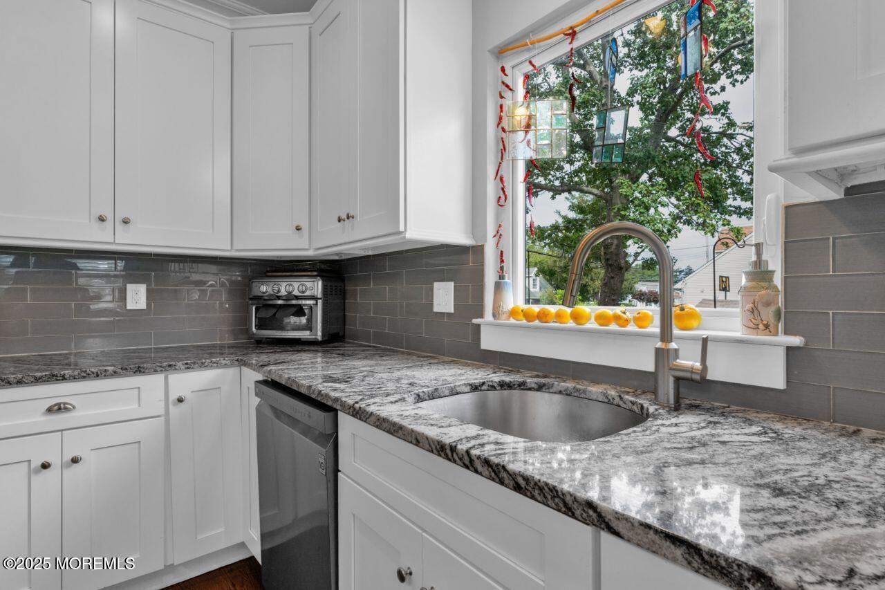 1602 W Pine Tree Way A