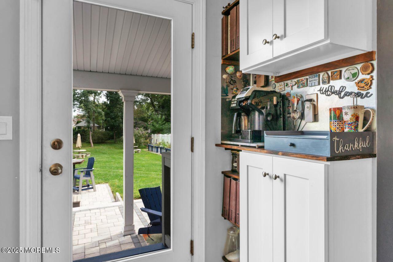 1602 W Pine Tree Way A