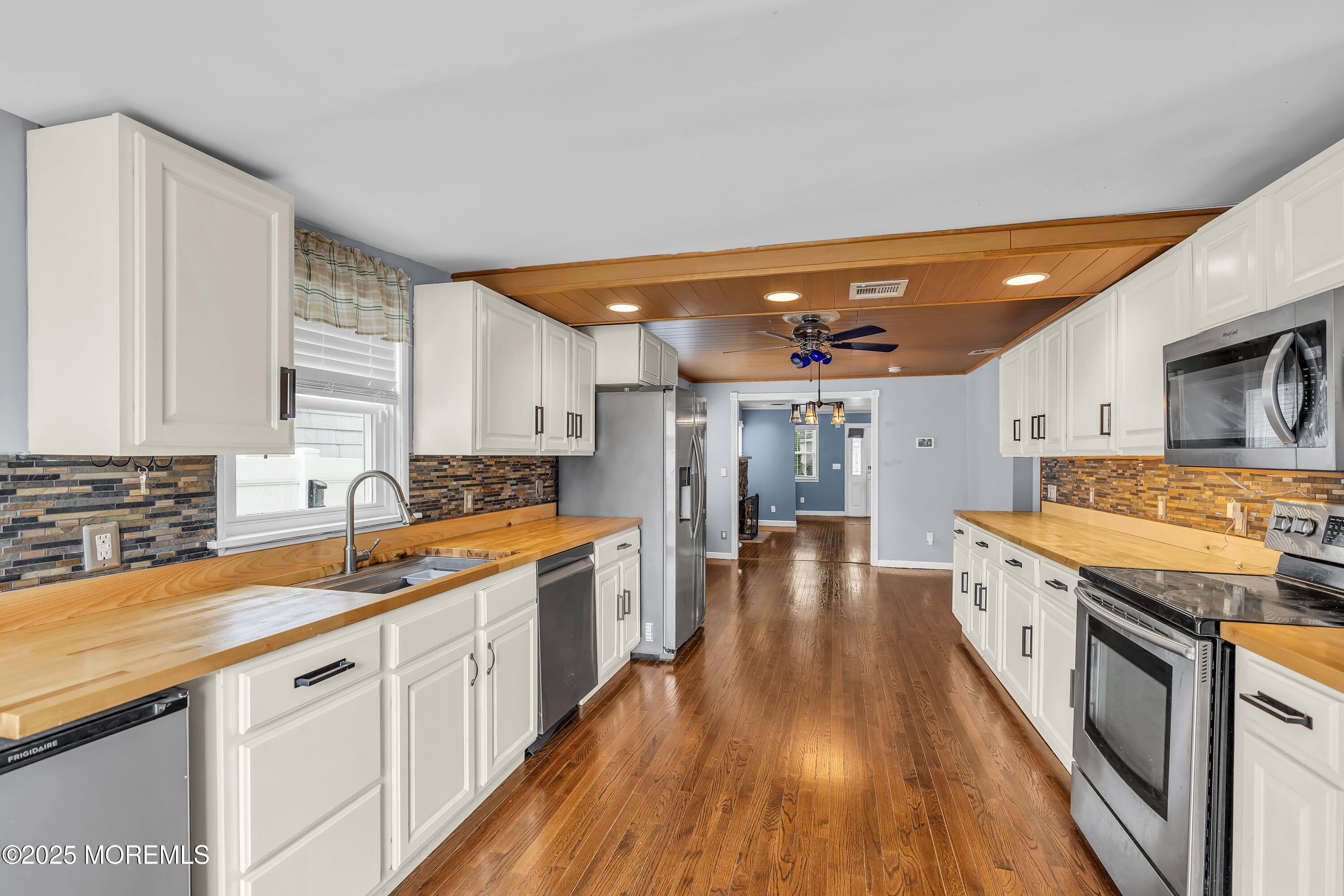 111 Breton Road