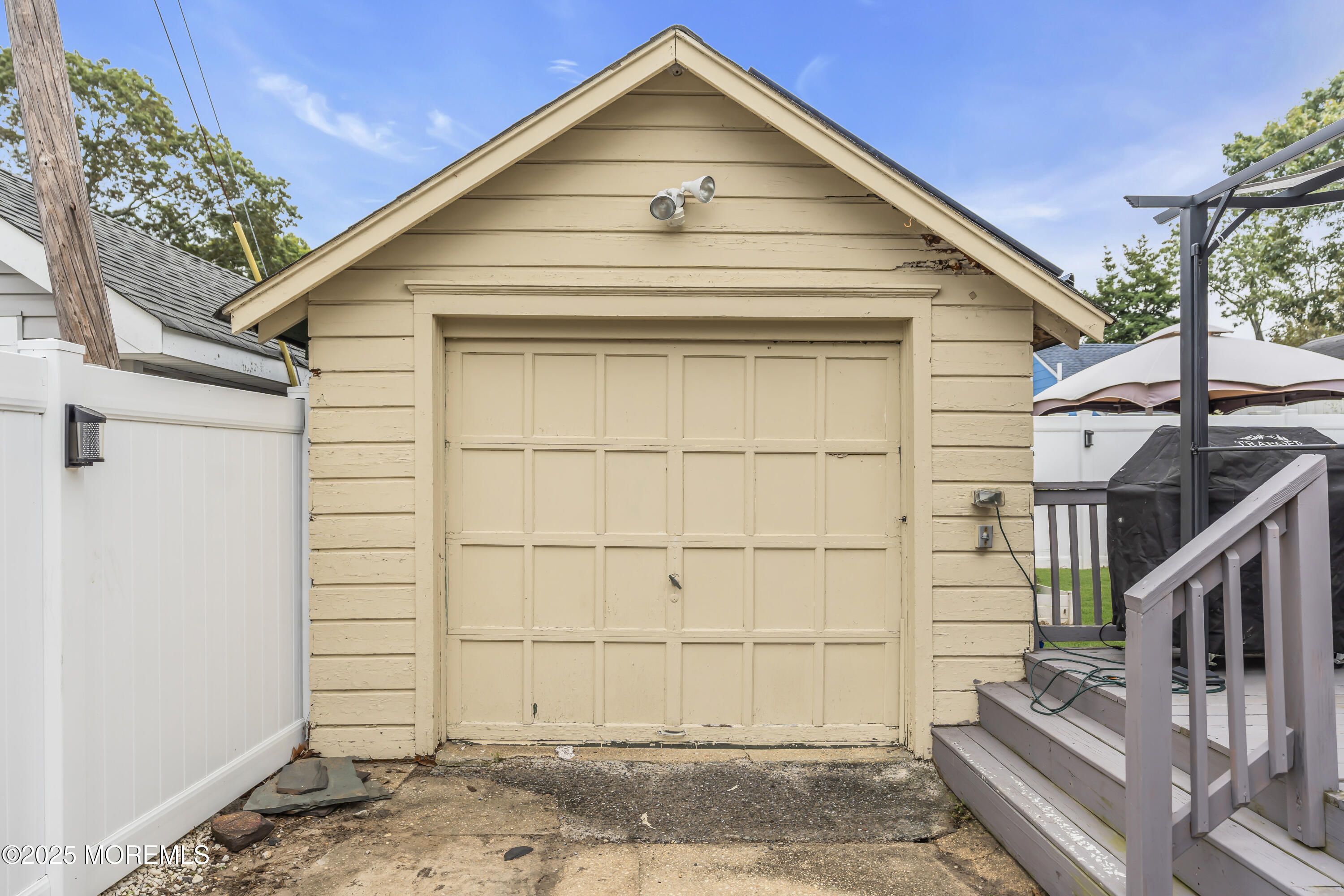 111 Breton Road