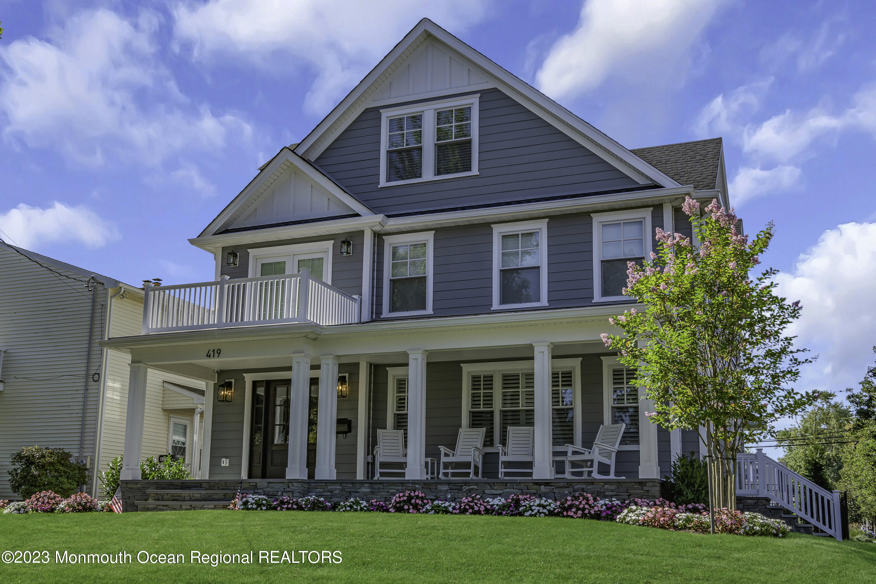 419 10th Avenue, Rear