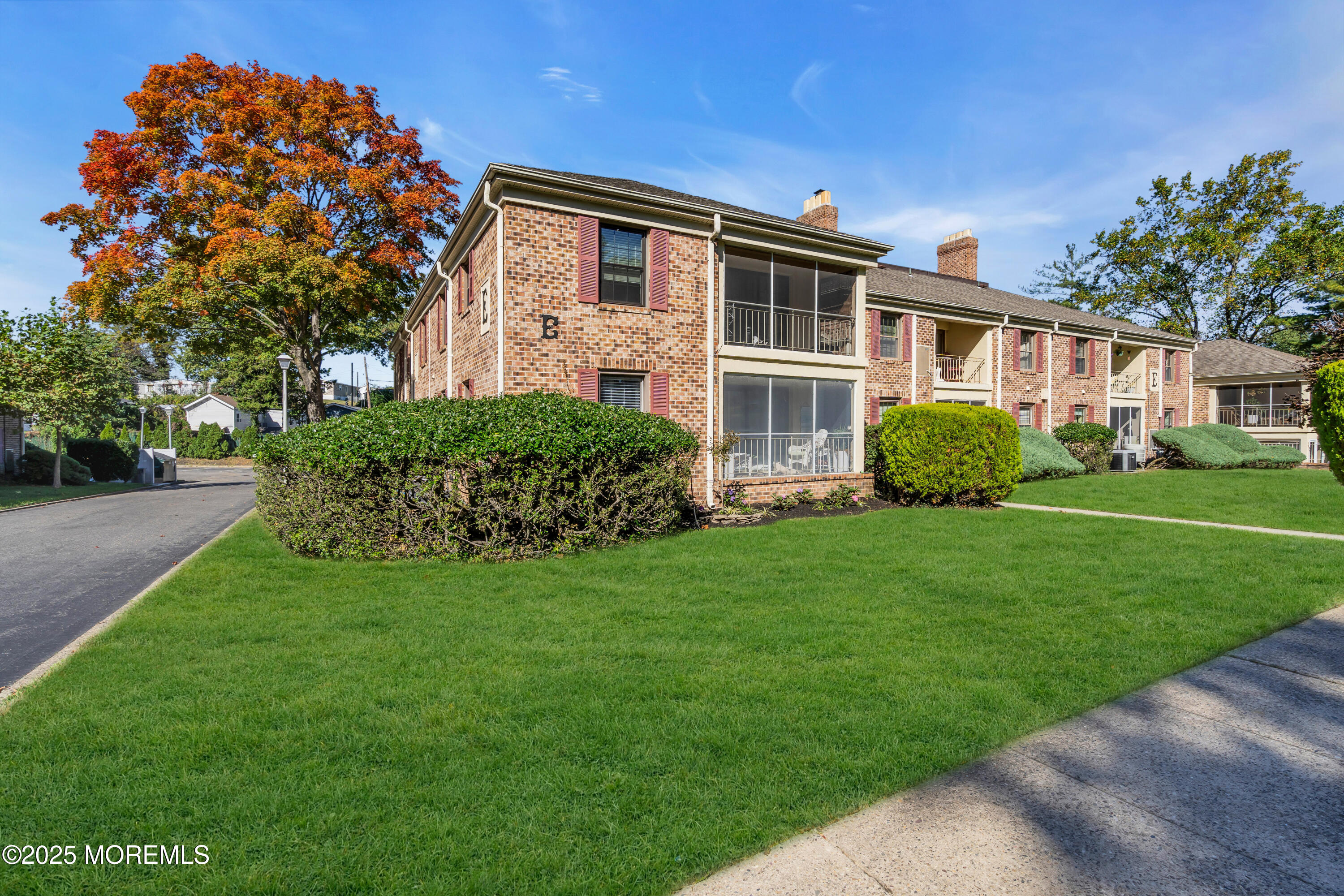 1838 State Route 35, 80, Wall Unit: 80