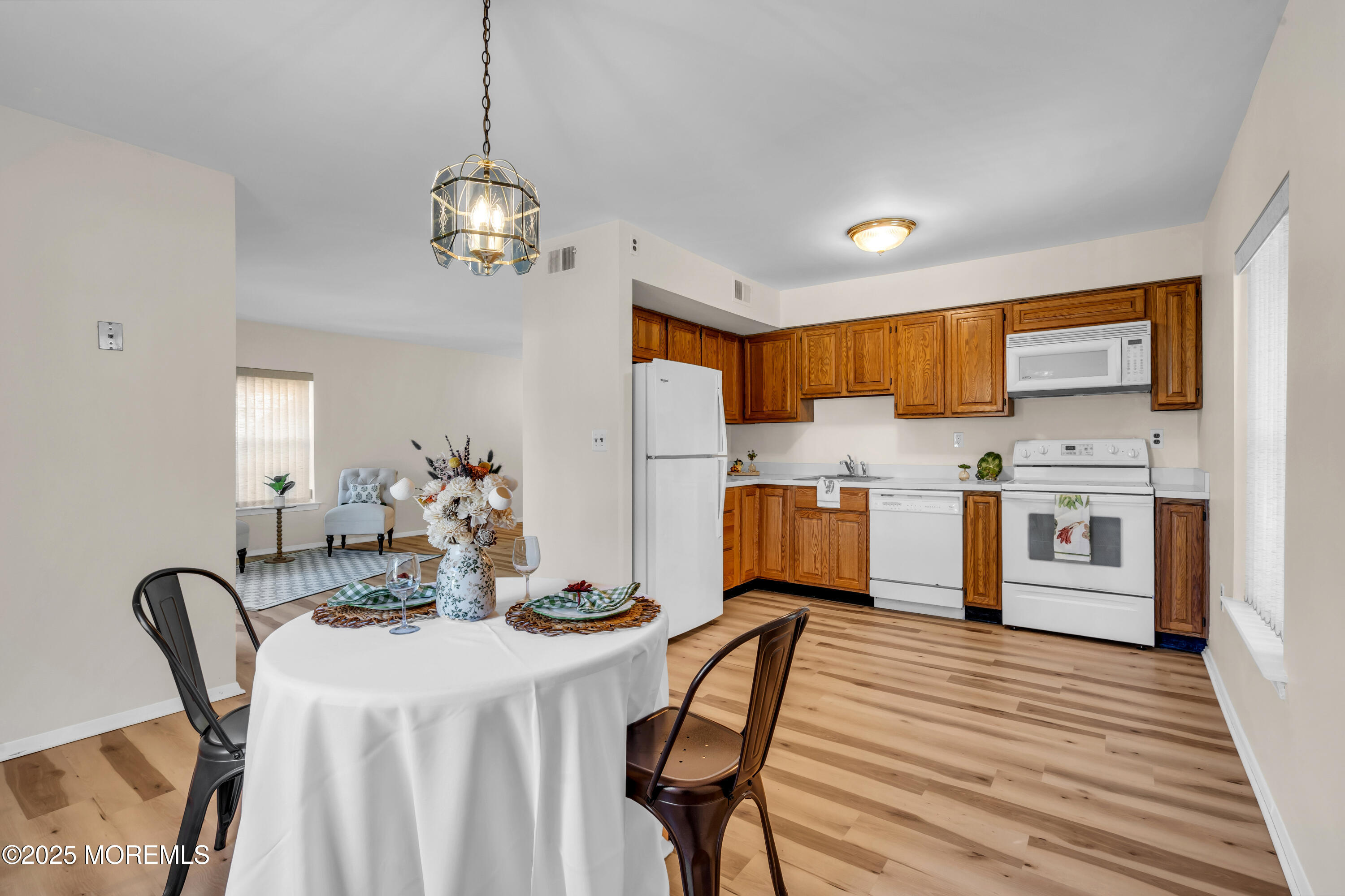 1838 State Route 35, 80, Wall Unit: 80