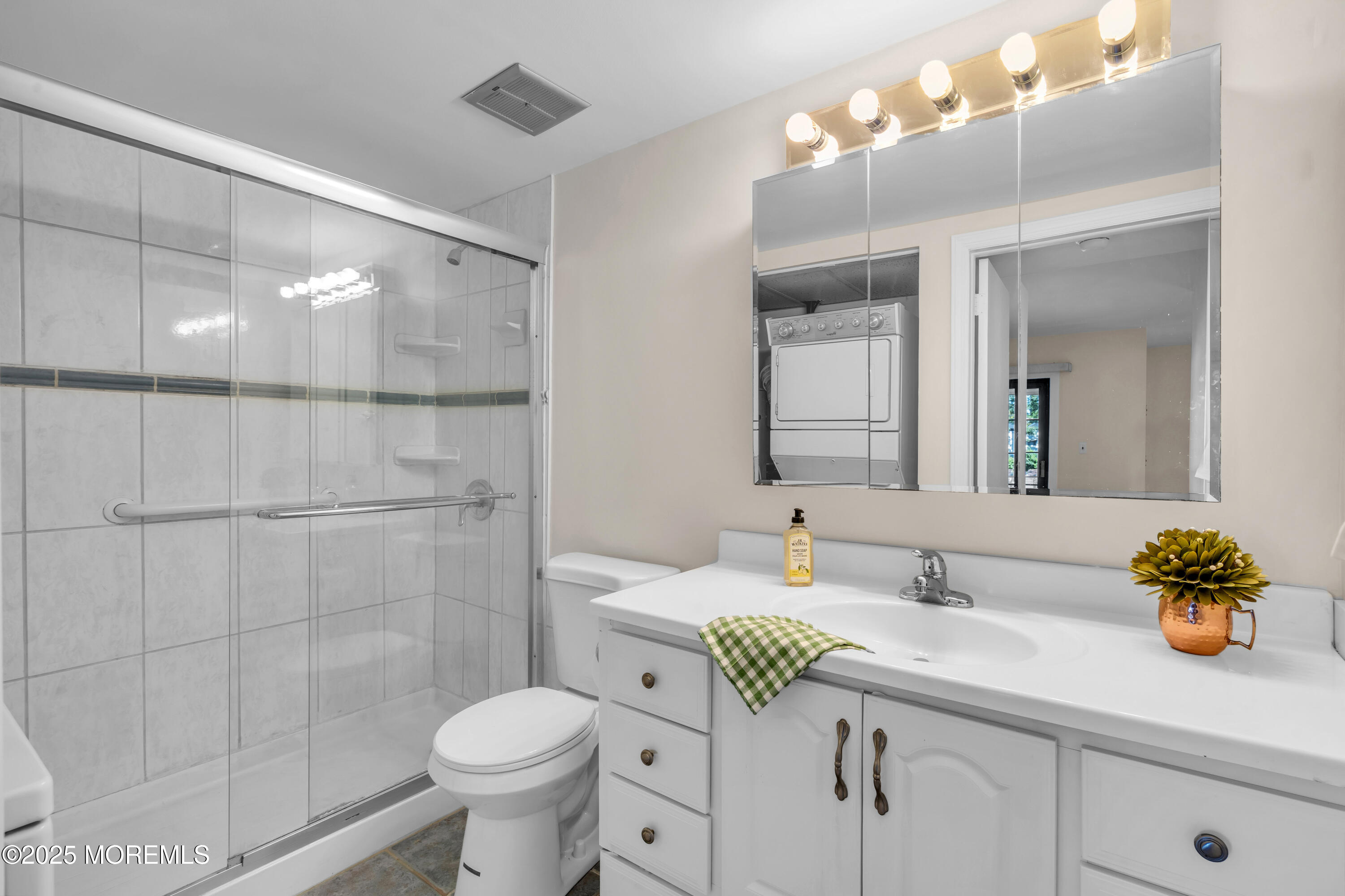 1838 State Route 35, 80, Wall Unit: 80
