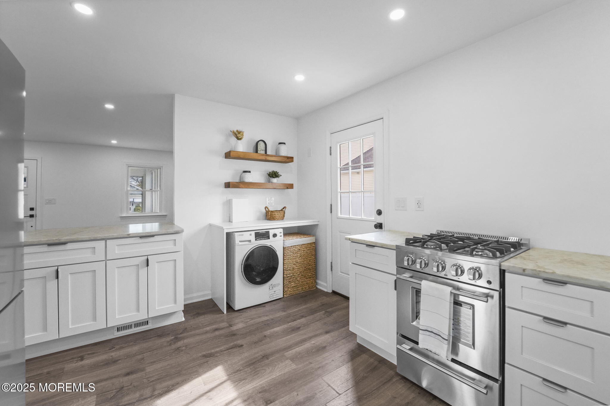 1807-1809 Laurel Terrace