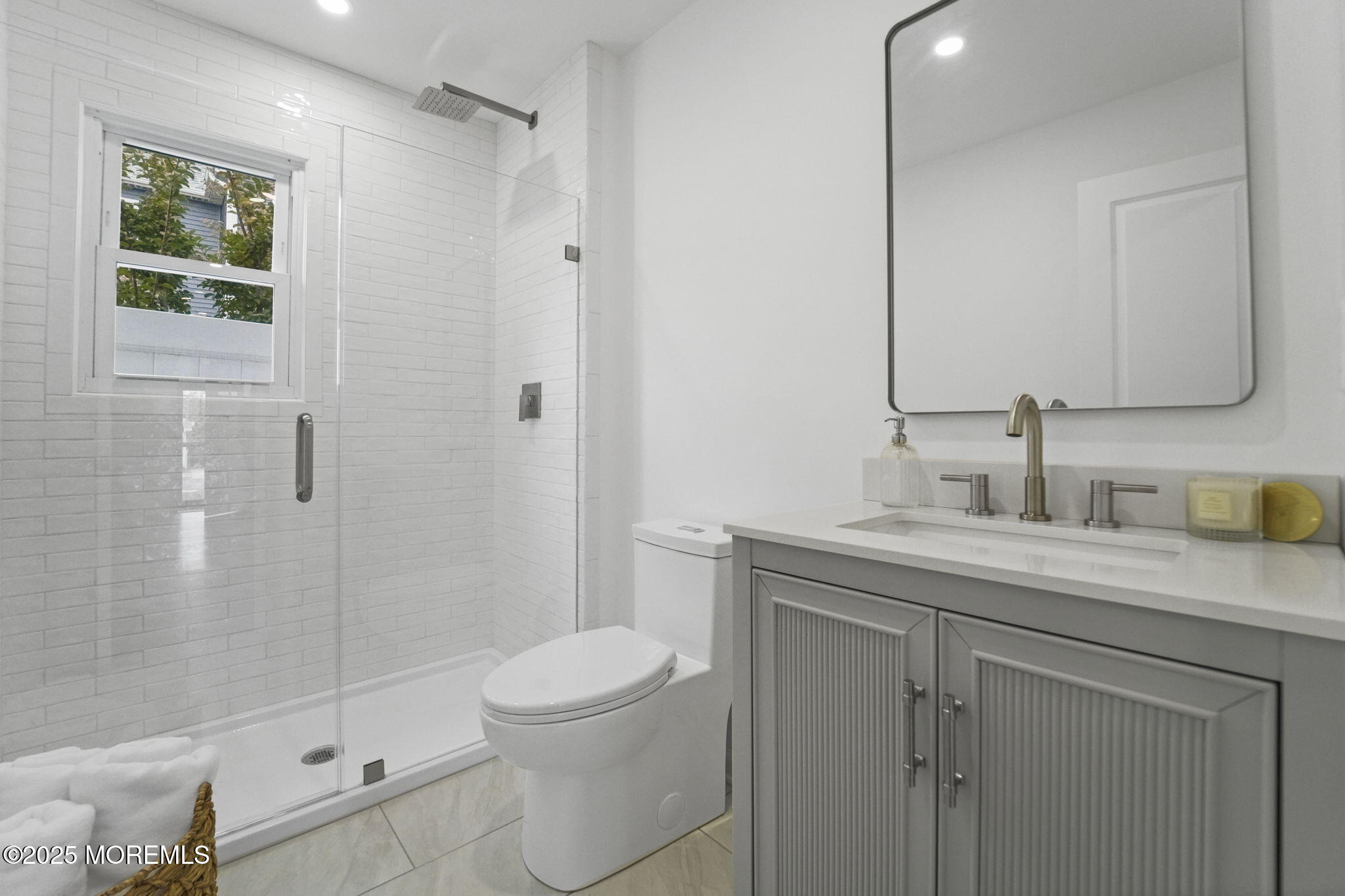 1807-1809 Laurel Terrace