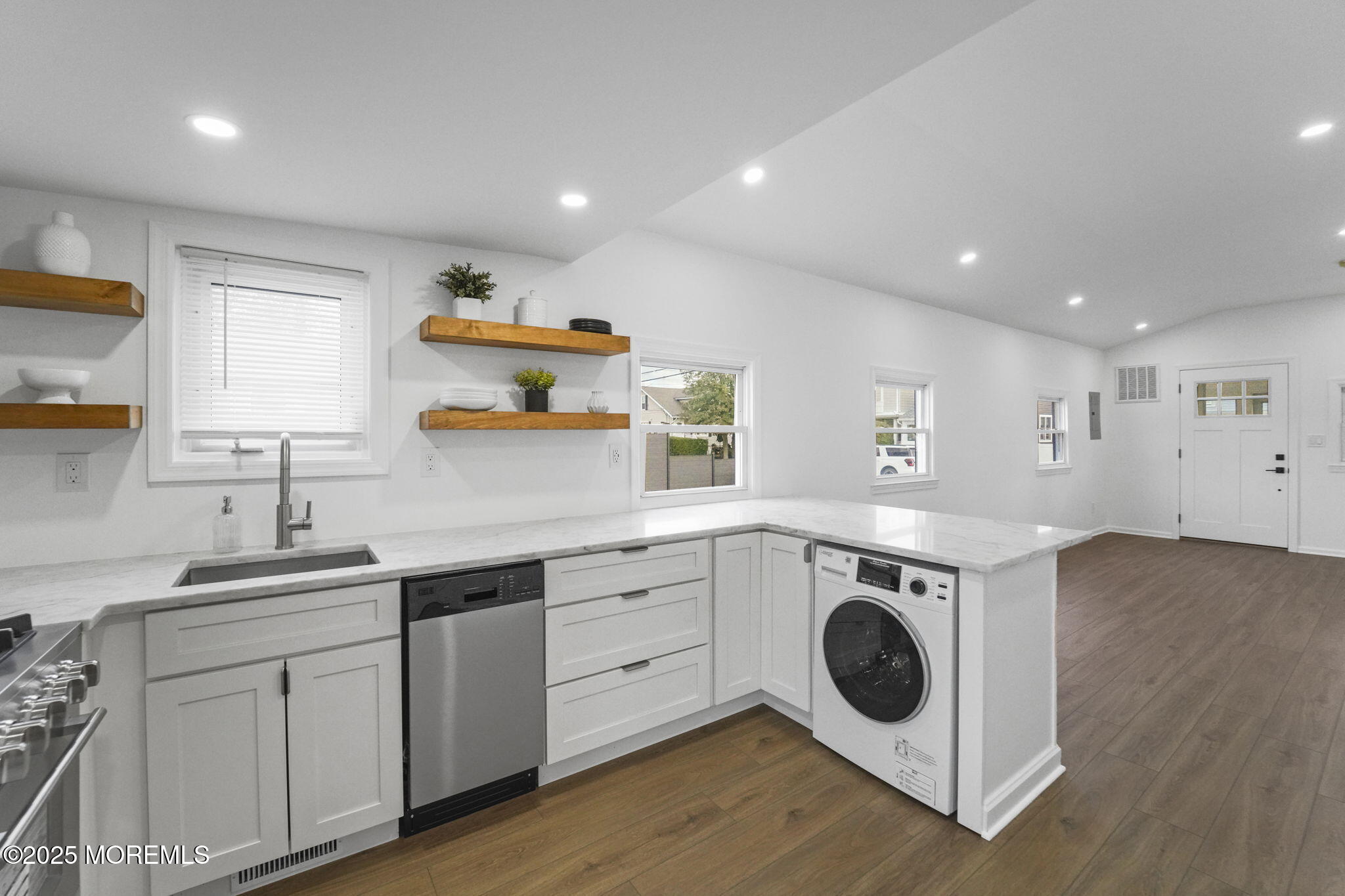 1807-1809 Laurel Terrace